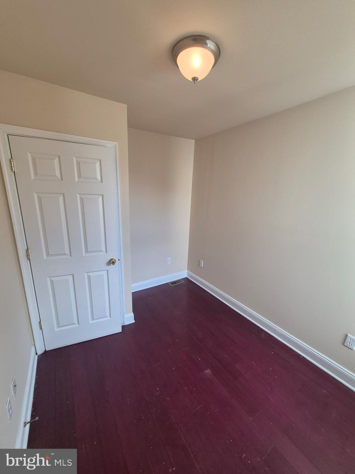 2214 N BOUVIER STREET