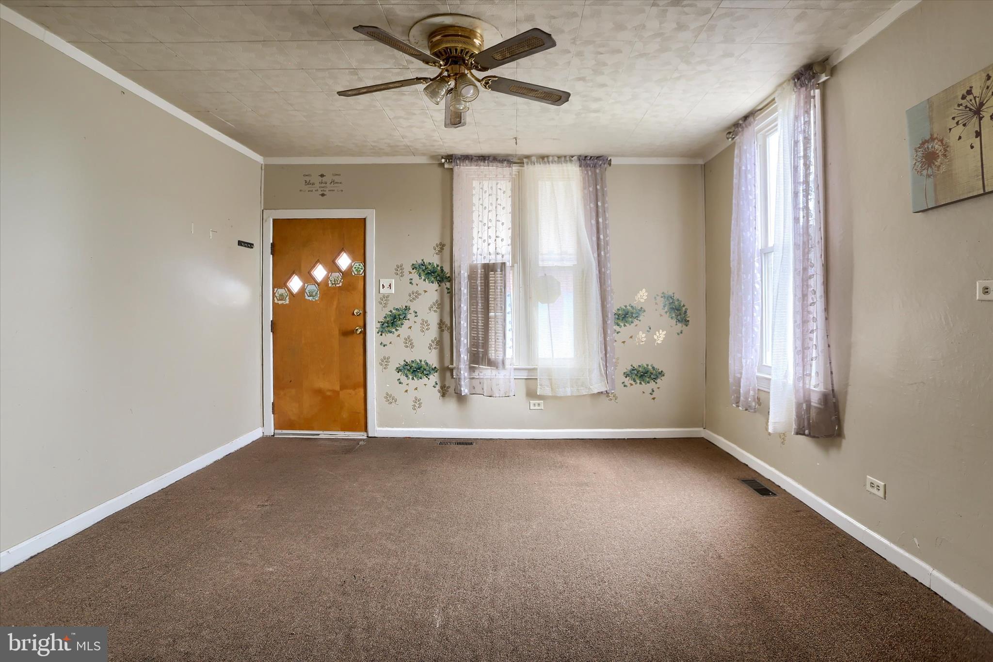 WEST END - Residential