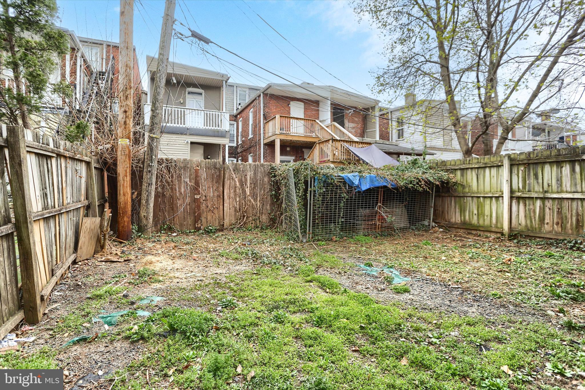 WEST END - Residential