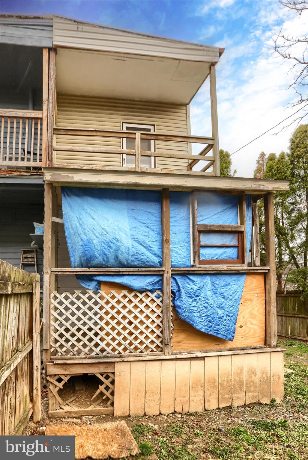 WEST END - Residential