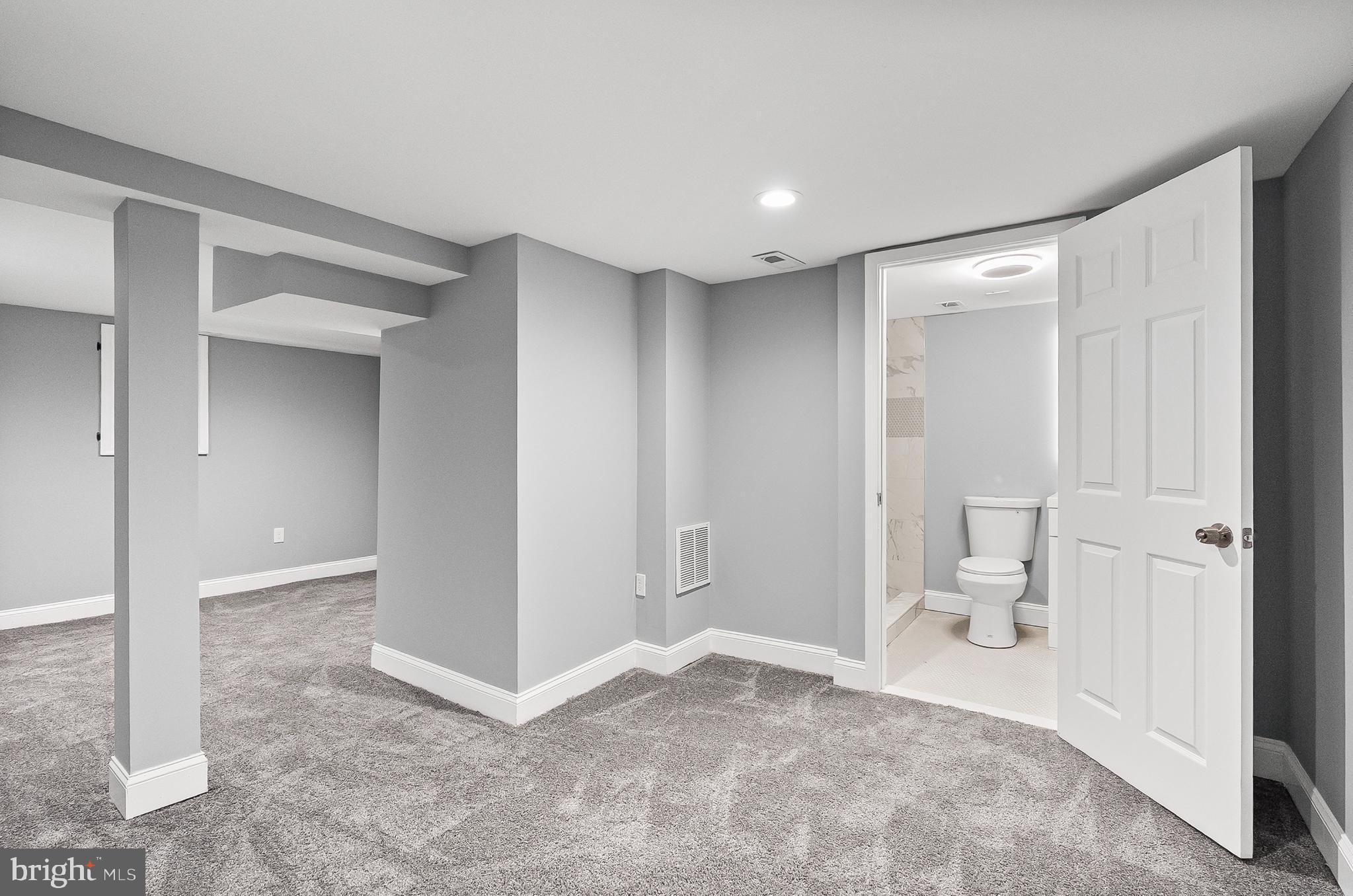 WOODBOURNE HEIGHTS - Residential