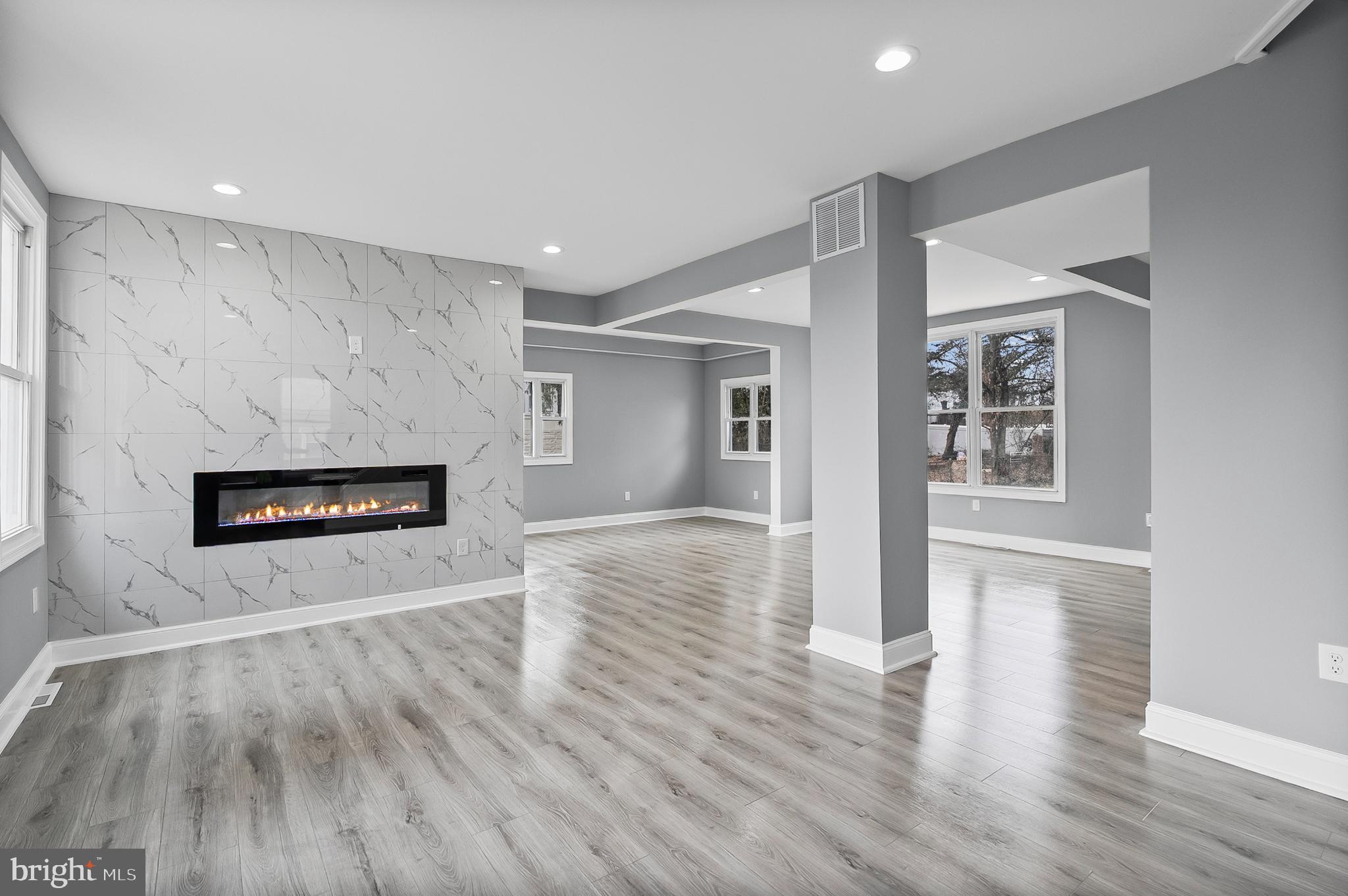 WOODBOURNE HEIGHTS - Residential