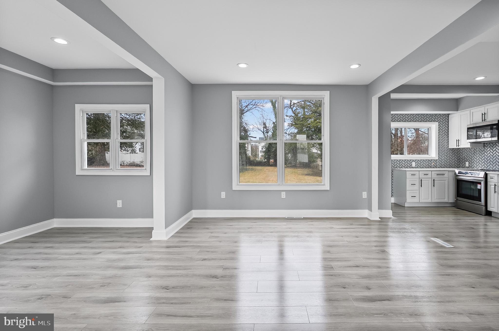 WOODBOURNE HEIGHTS - Residential