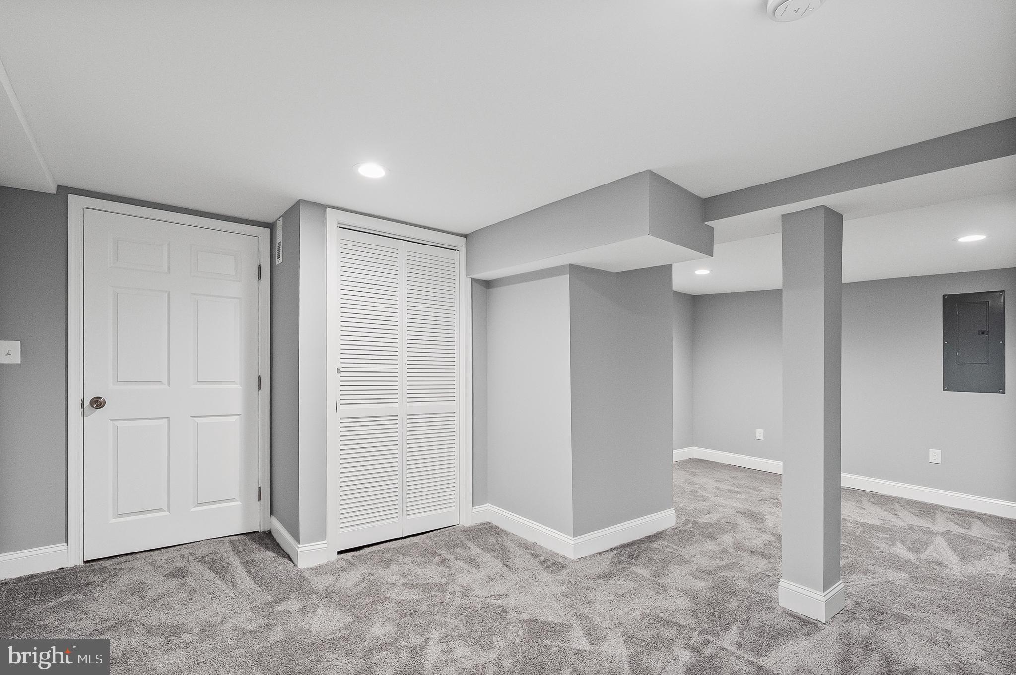 WOODBOURNE HEIGHTS - Residential