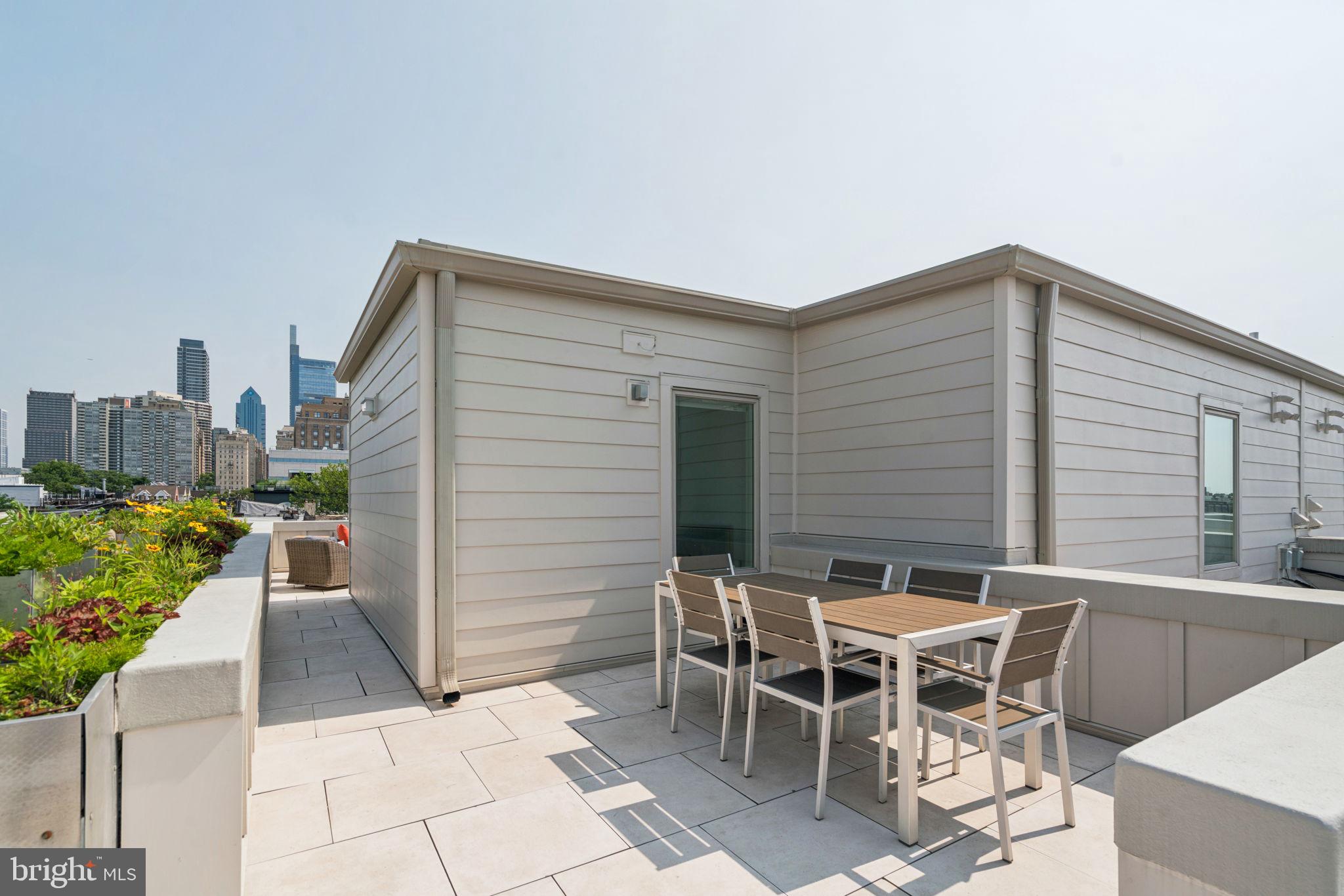 GRADUATE HOSPITAL - Residential