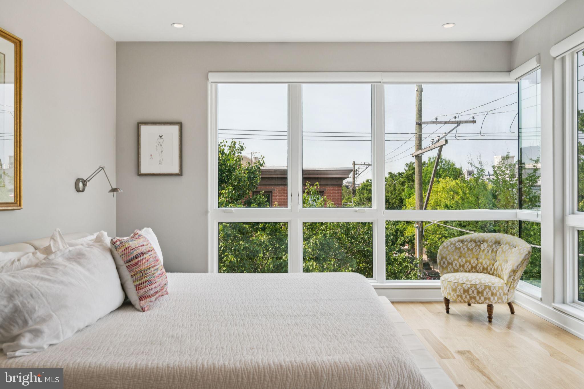 GRADUATE HOSPITAL - Residential