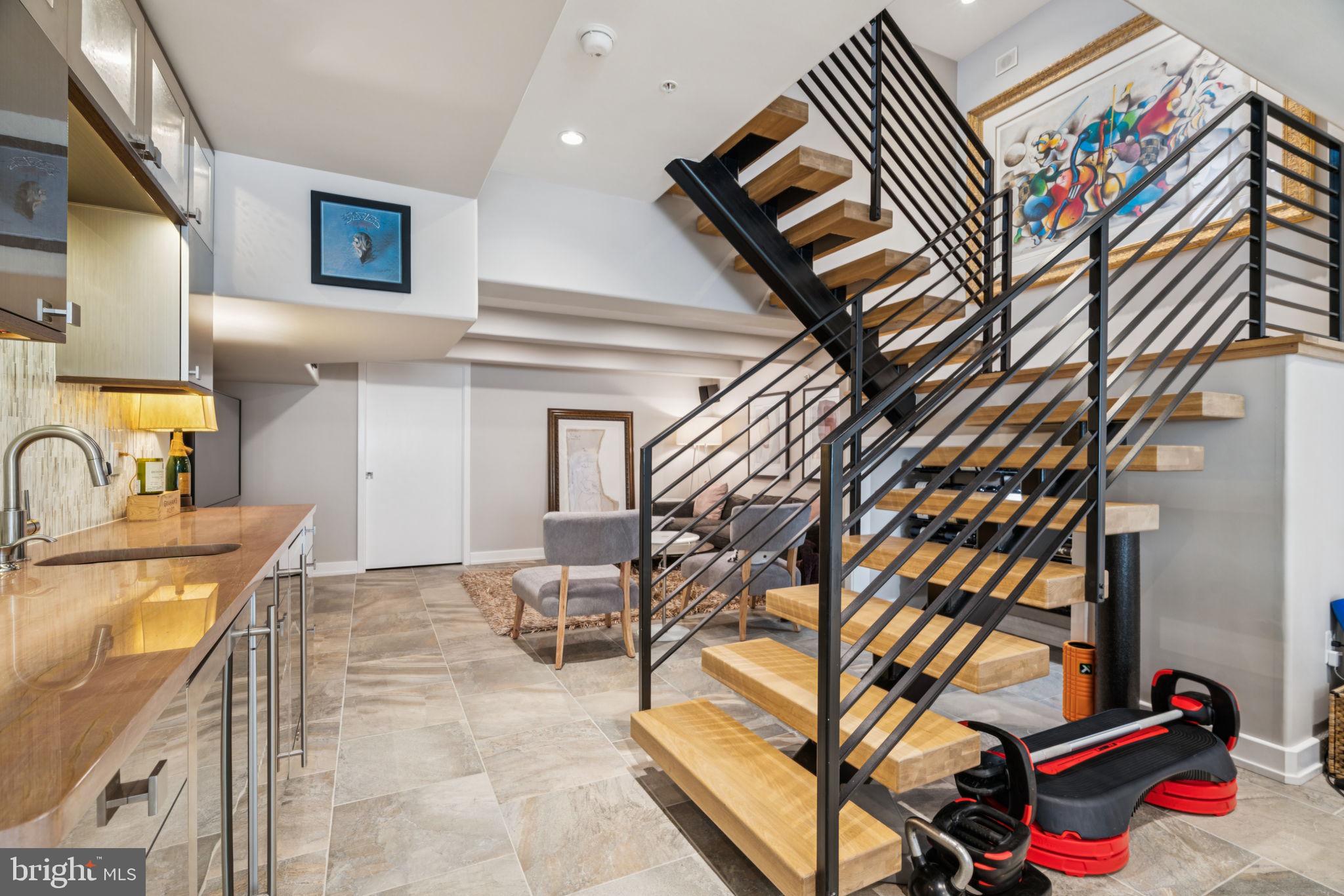 GRADUATE HOSPITAL - Residential