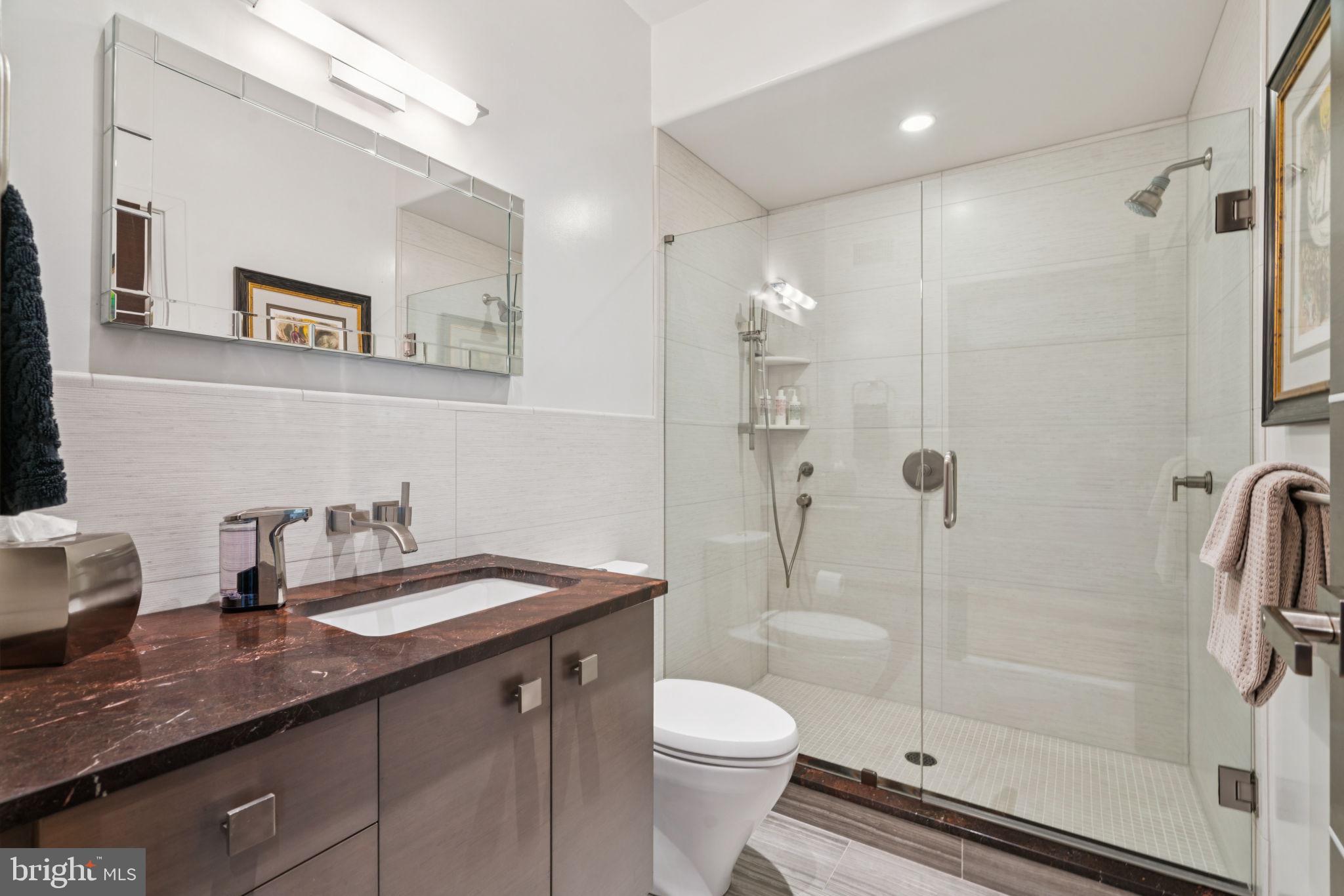 GRADUATE HOSPITAL - Residential