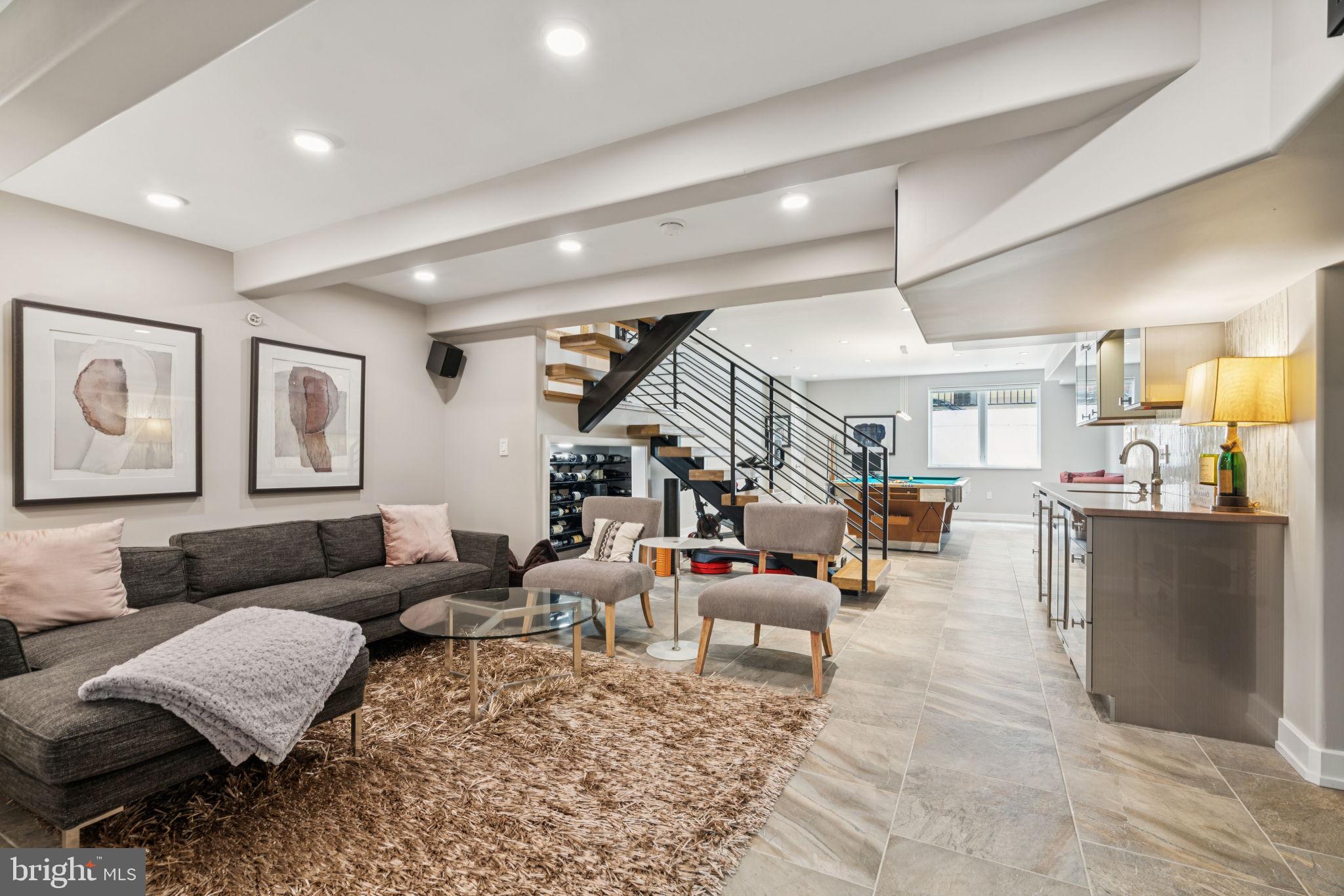 GRADUATE HOSPITAL - Residential