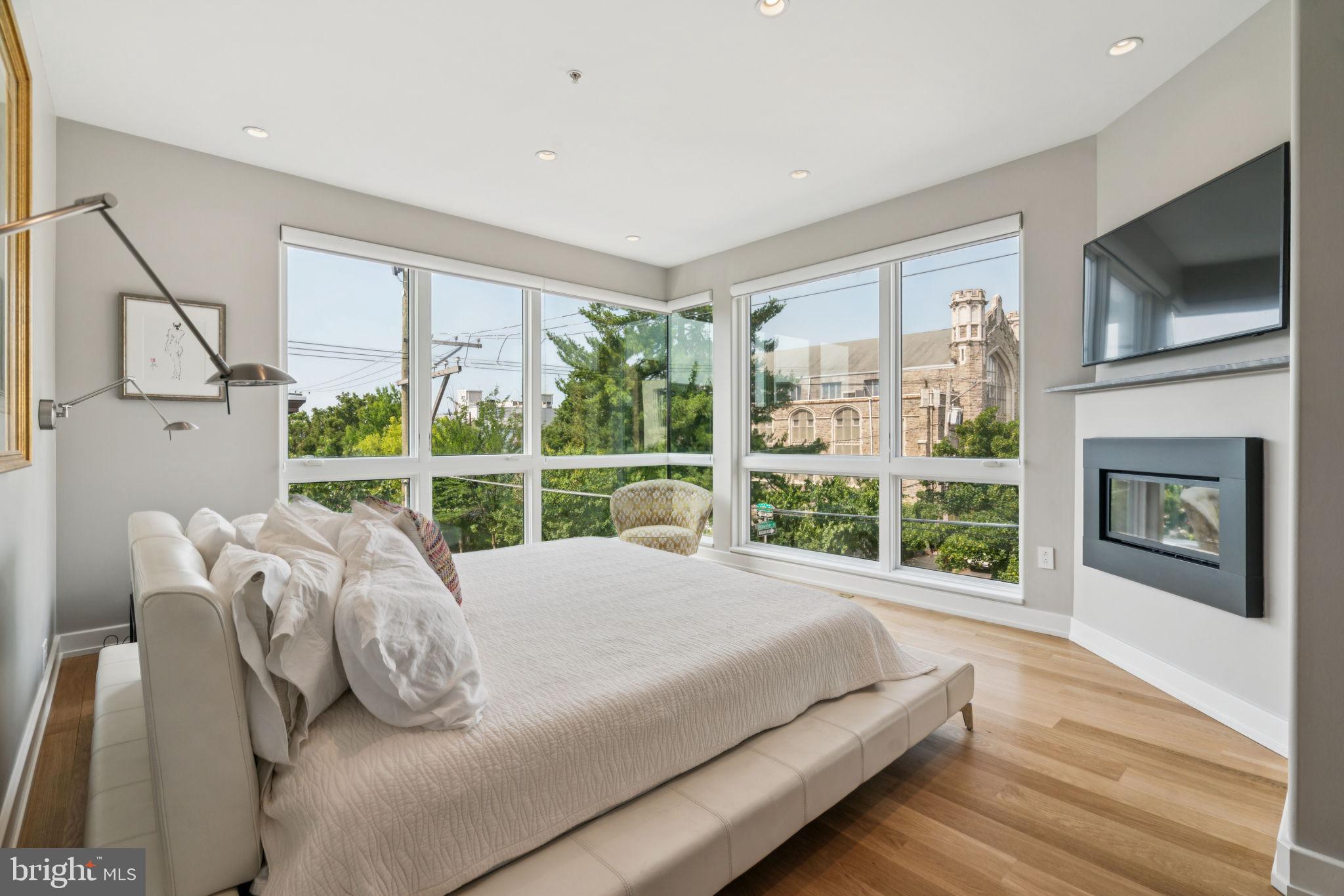 GRADUATE HOSPITAL - Residential