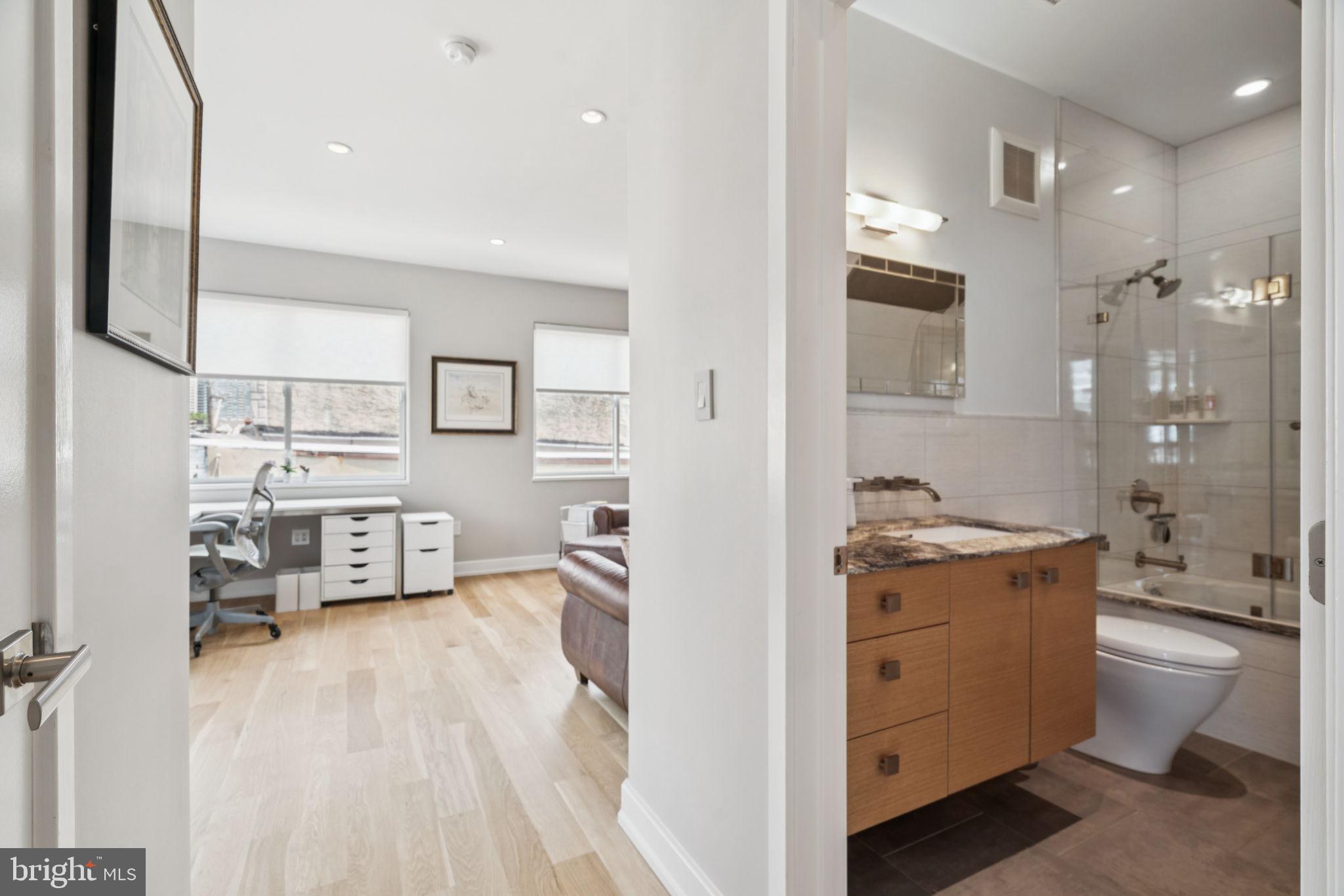 GRADUATE HOSPITAL - Residential