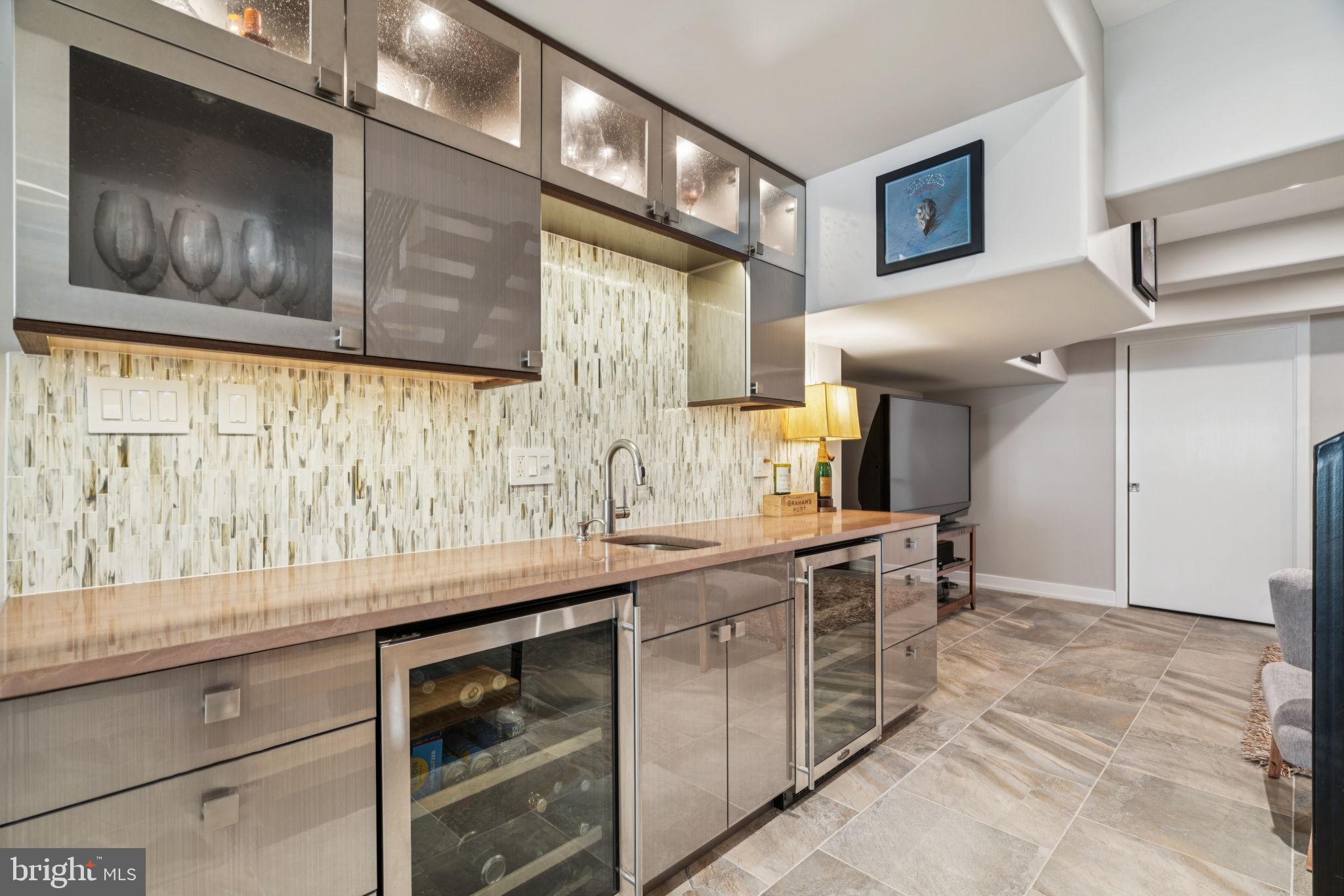 GRADUATE HOSPITAL - Residential