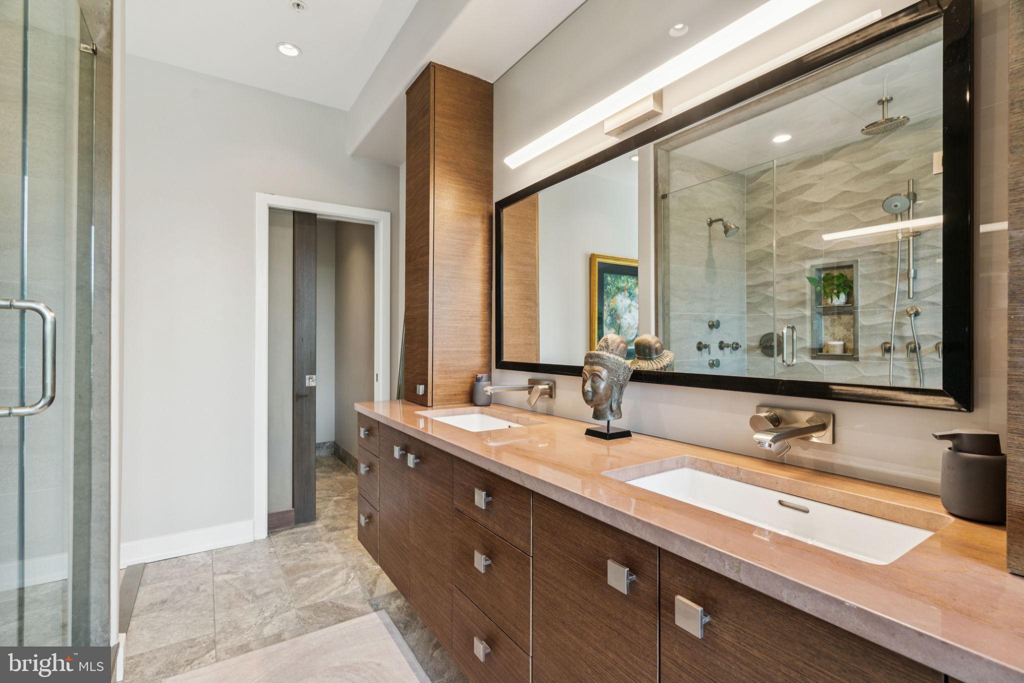 GRADUATE HOSPITAL - Residential