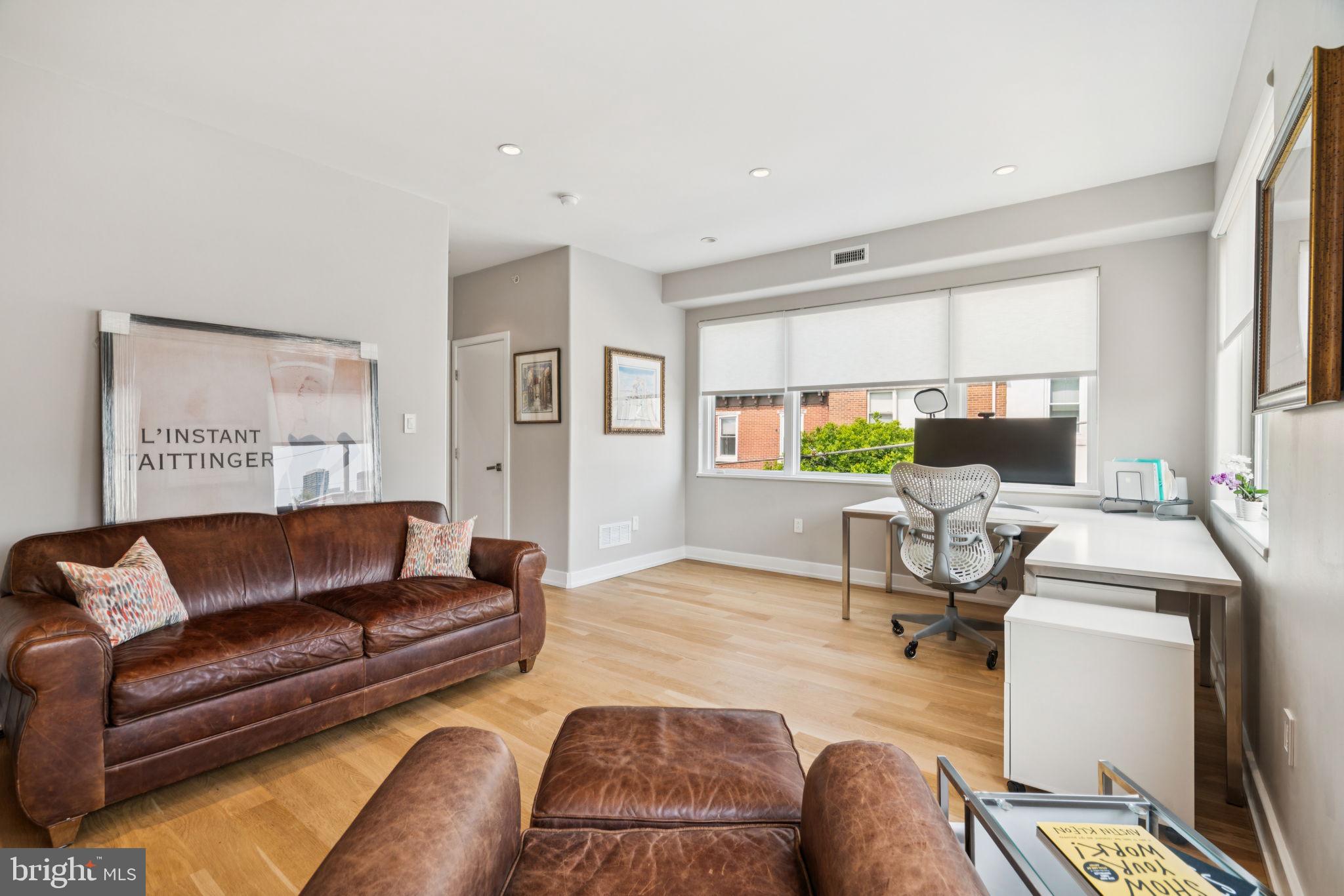 GRADUATE HOSPITAL - Residential