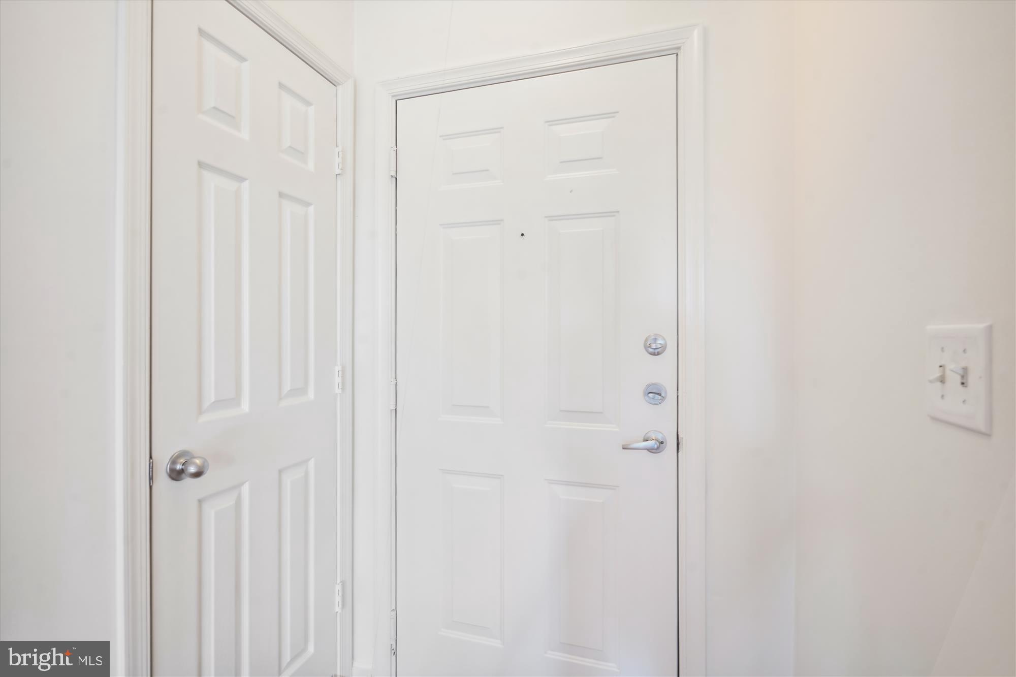 FAIRFAX RIDGE CONDOS - Residential Lease