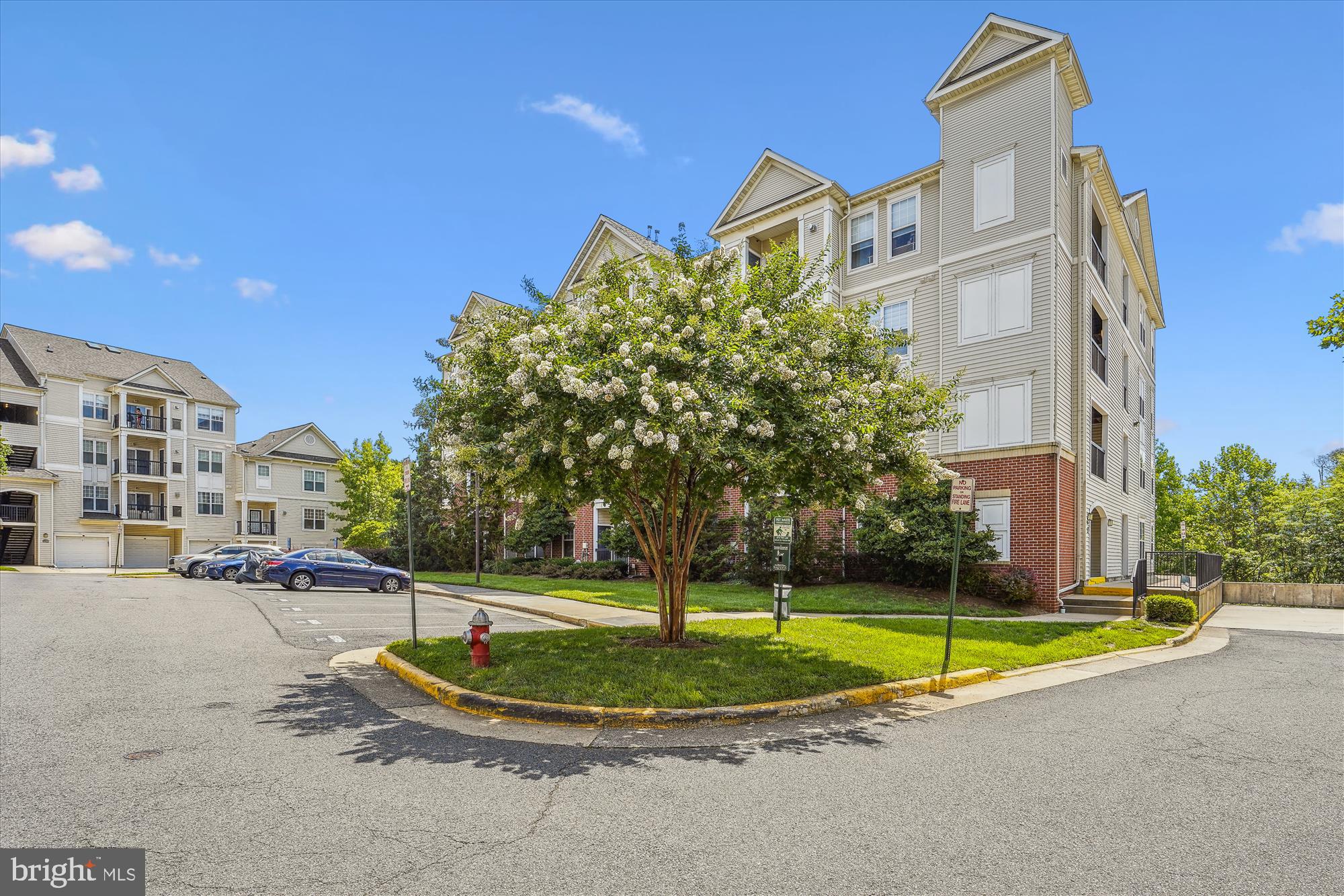 FAIRFAX RIDGE CONDOS - Residential Lease