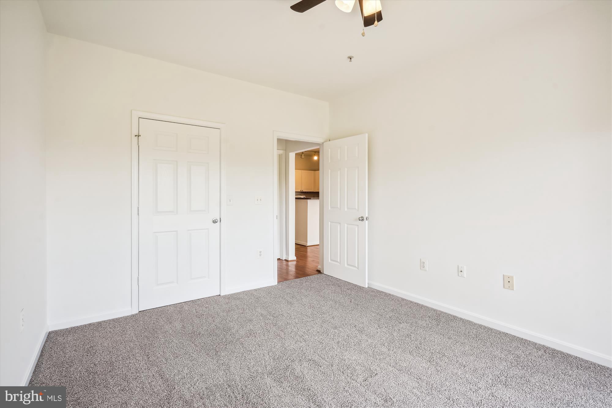 FAIRFAX RIDGE CONDOS - Residential Lease