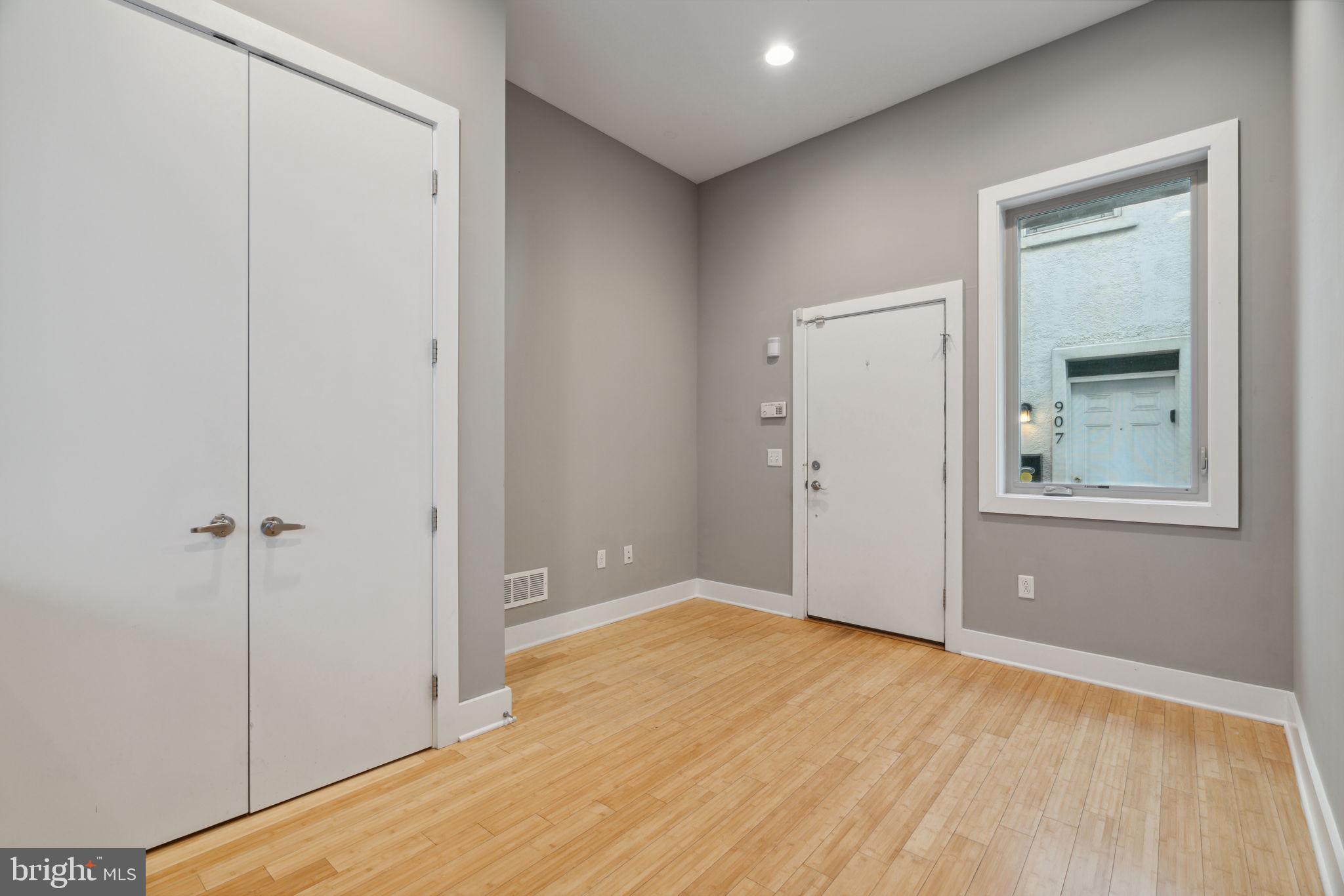 BELLA VISTA - Residential Lease