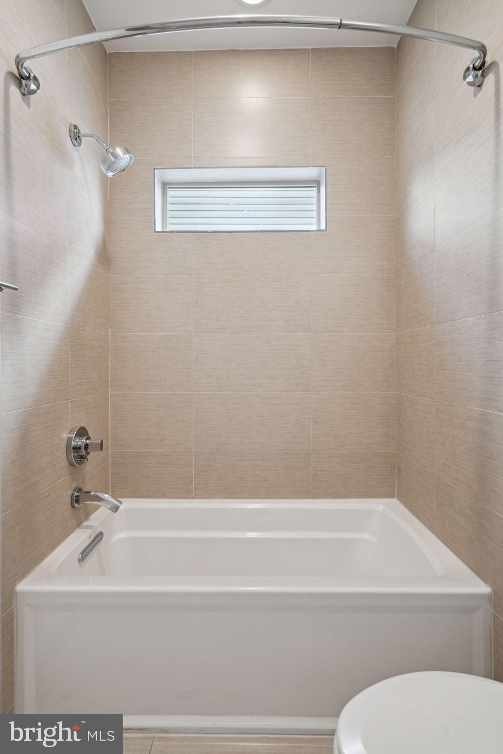 BELLA VISTA - Residential Lease