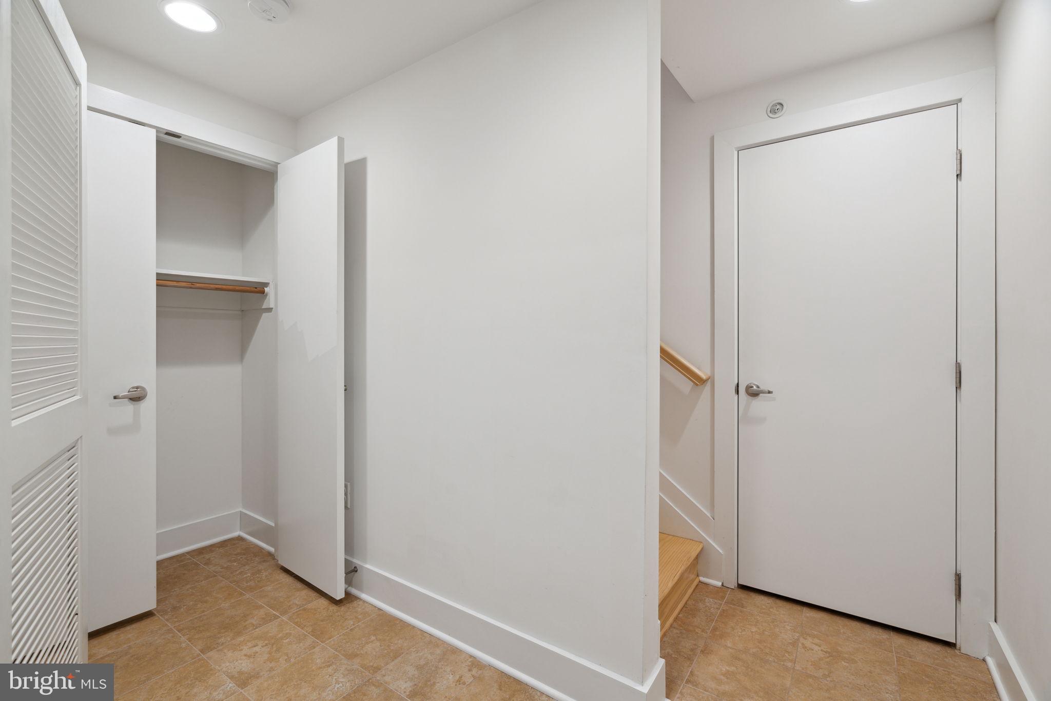 BELLA VISTA - Residential Lease