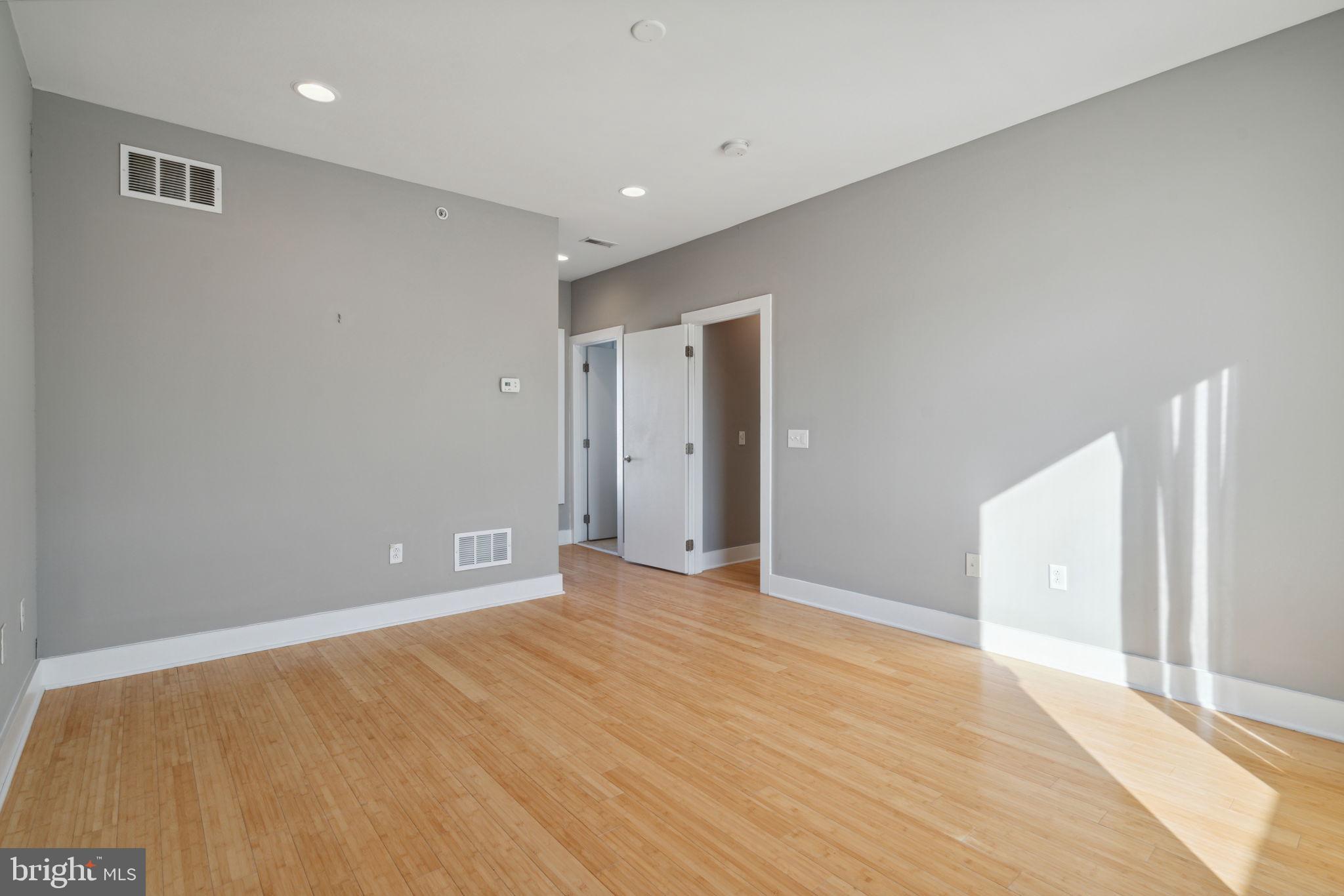 BELLA VISTA - Residential Lease