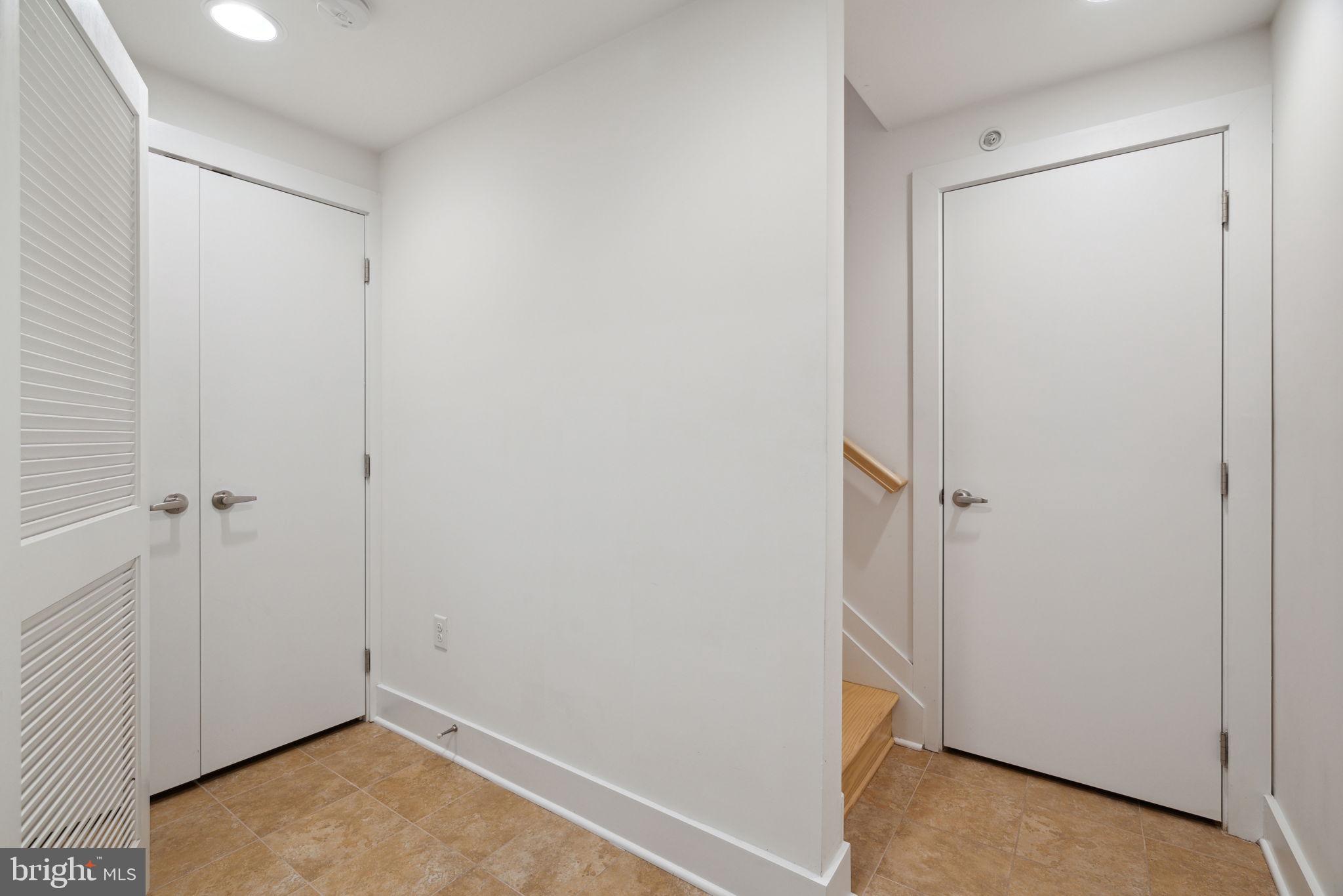 BELLA VISTA - Residential Lease