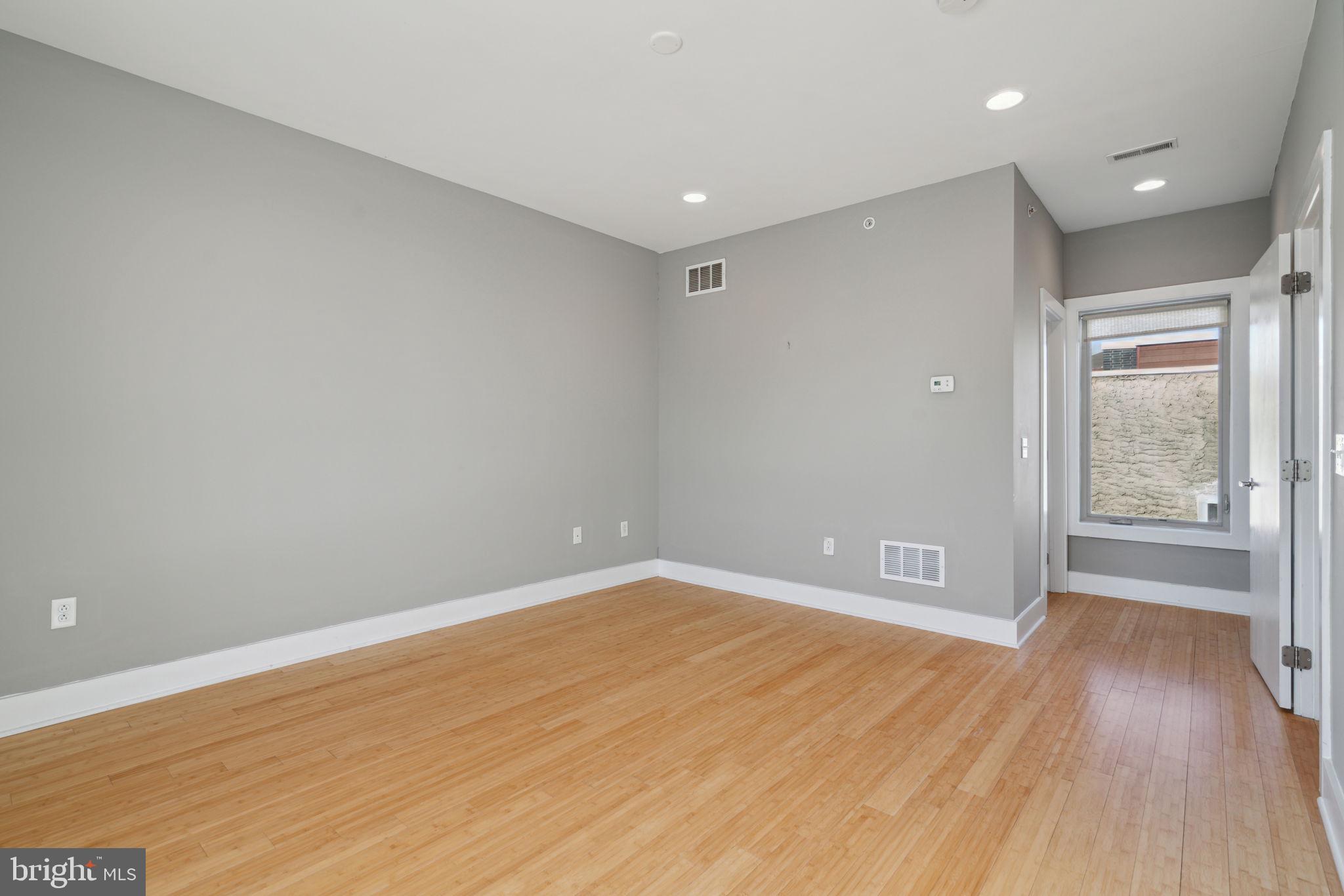 BELLA VISTA - Residential Lease