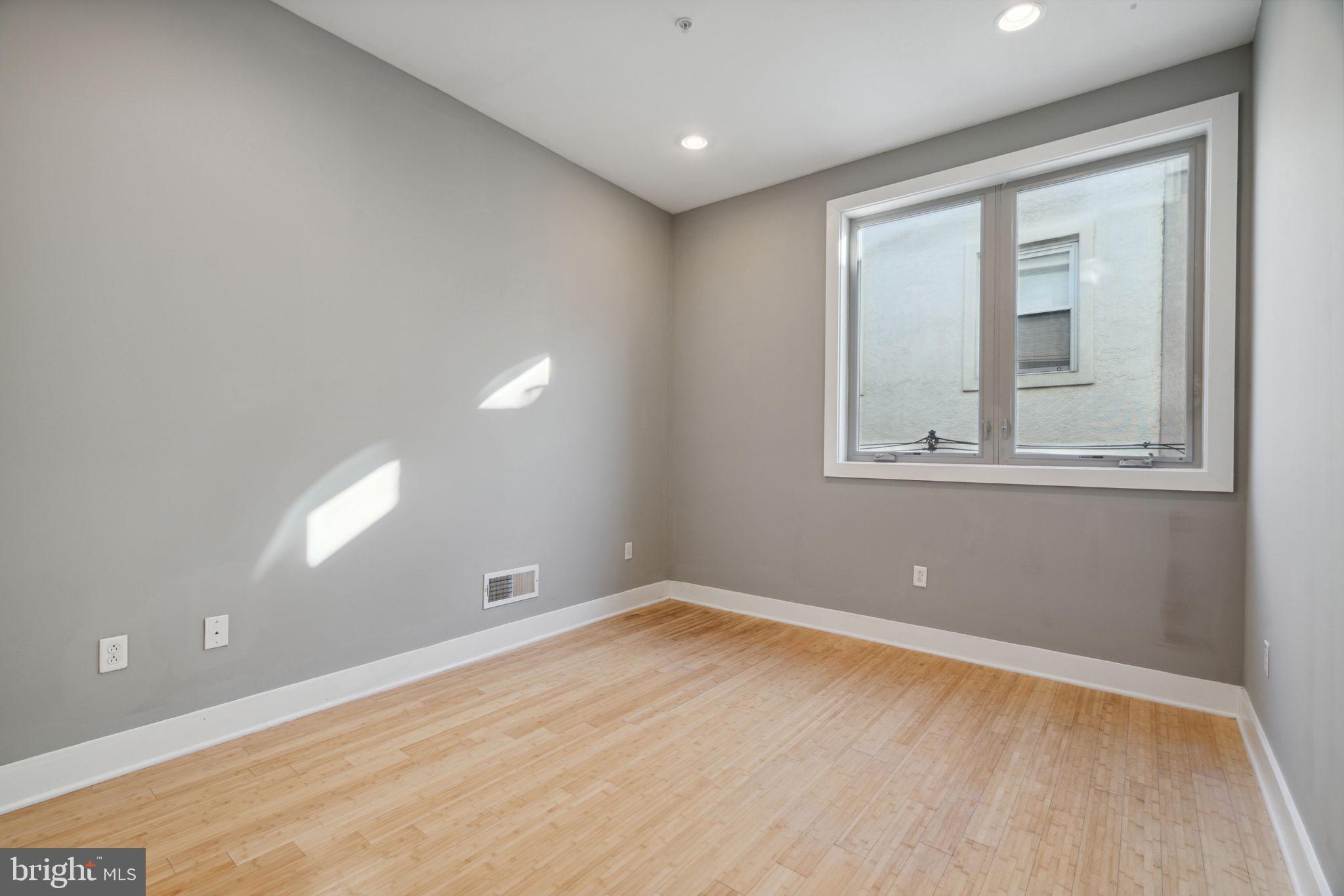 BELLA VISTA - Residential Lease