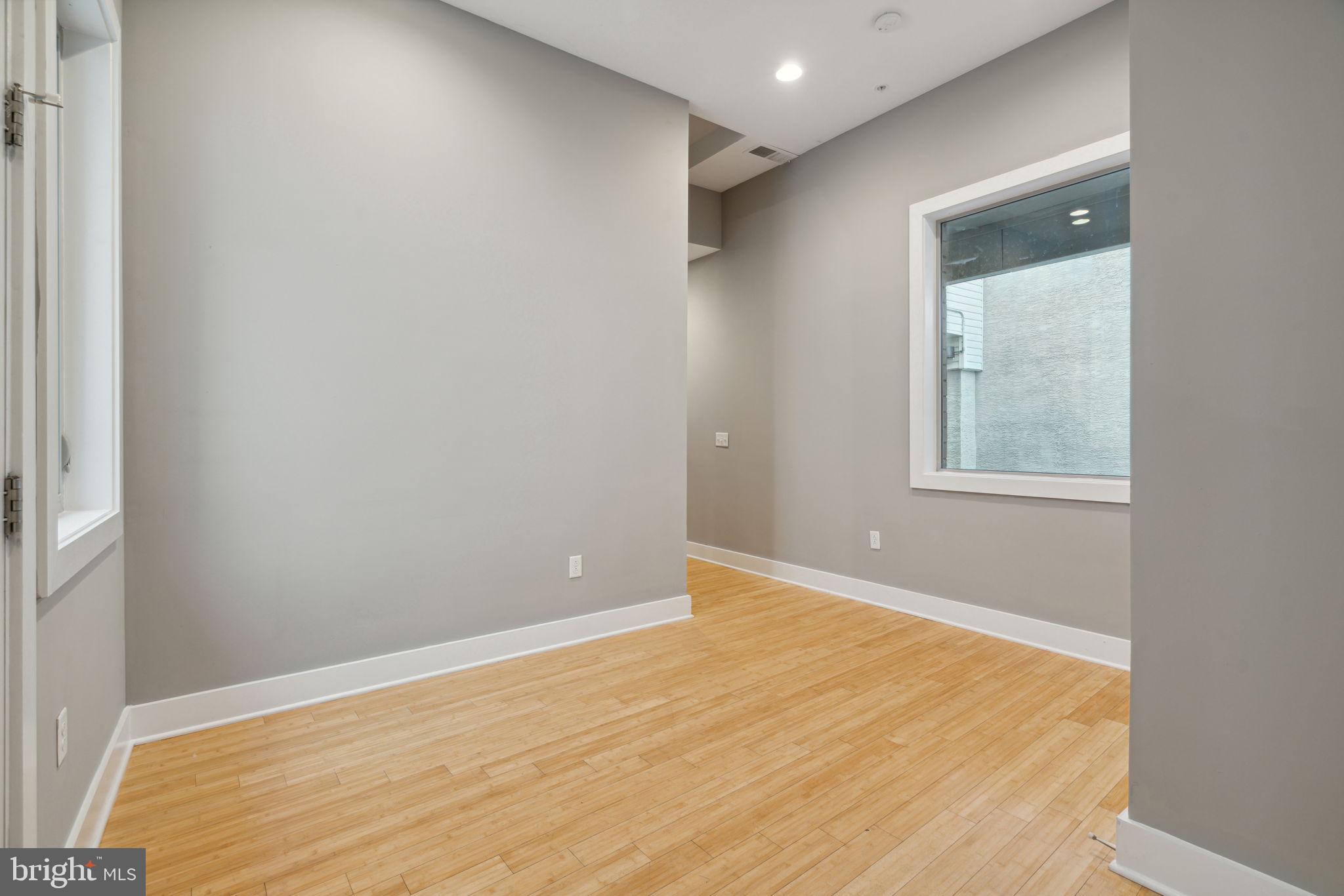 BELLA VISTA - Residential Lease