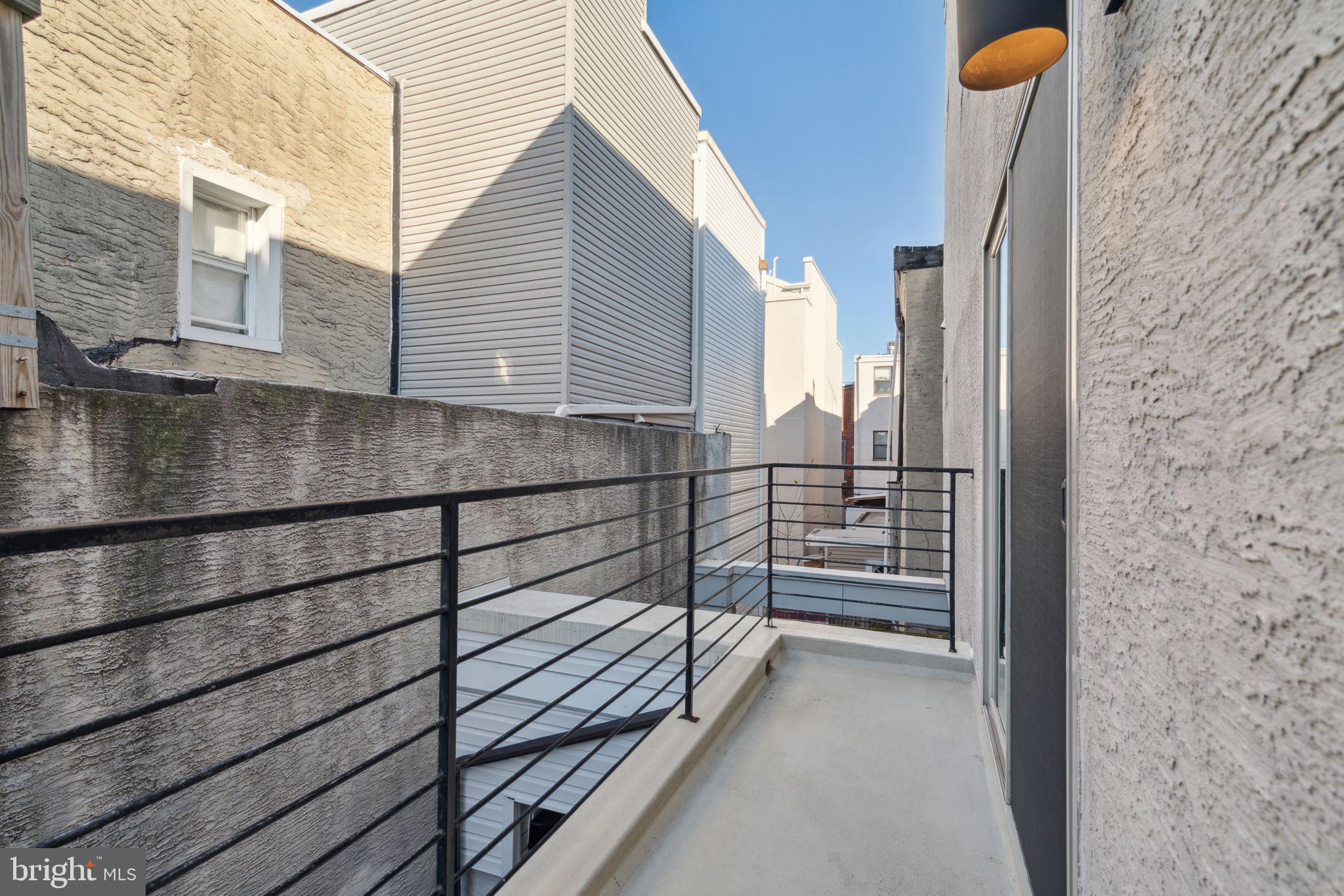 BELLA VISTA - Residential Lease