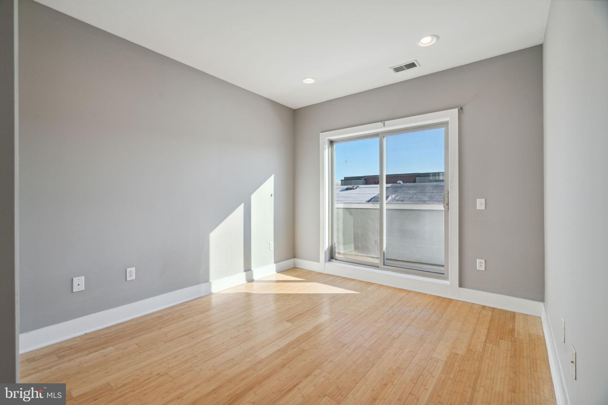 BELLA VISTA - Residential Lease