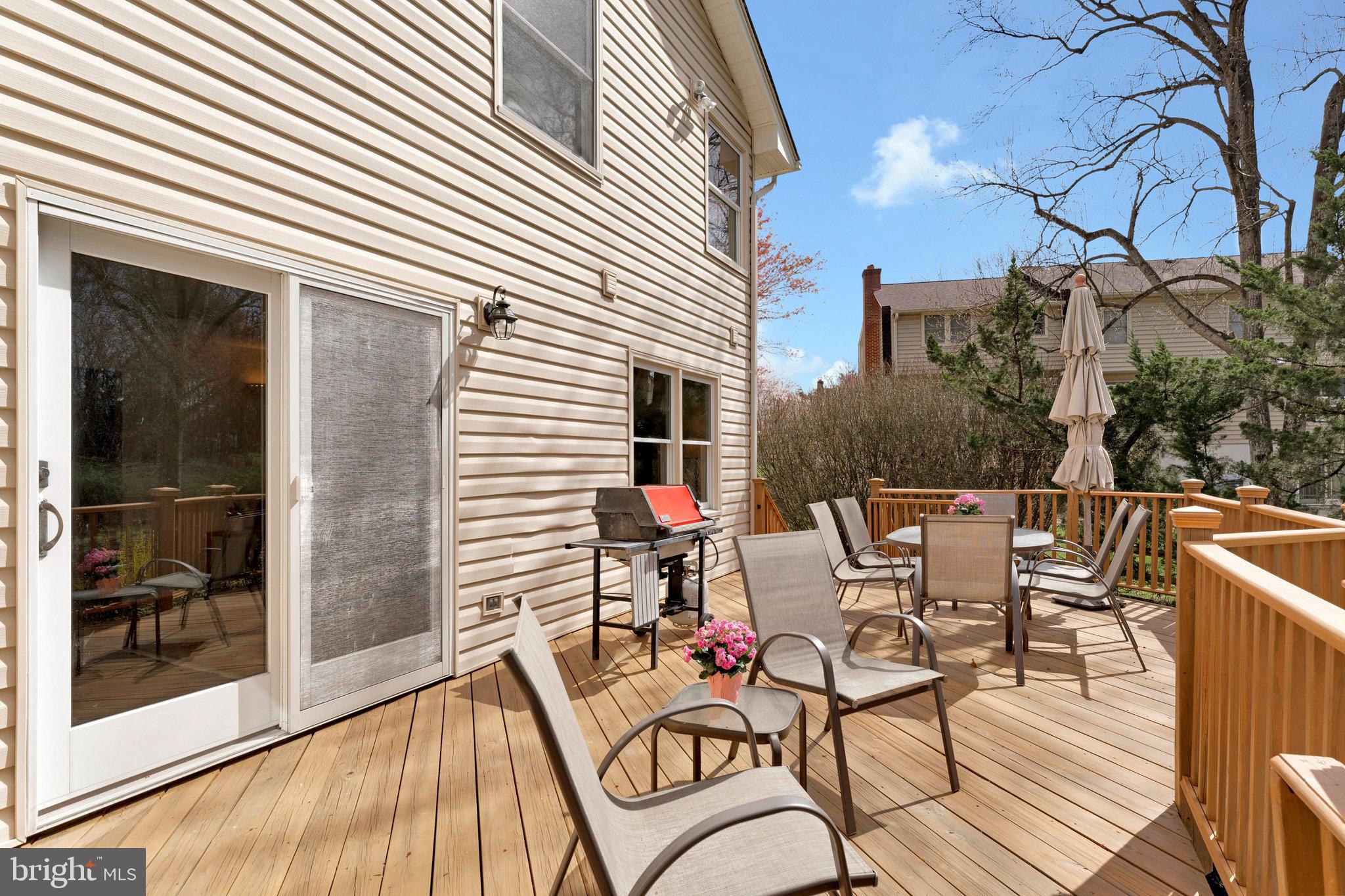 OAKTON GLEN - Residential