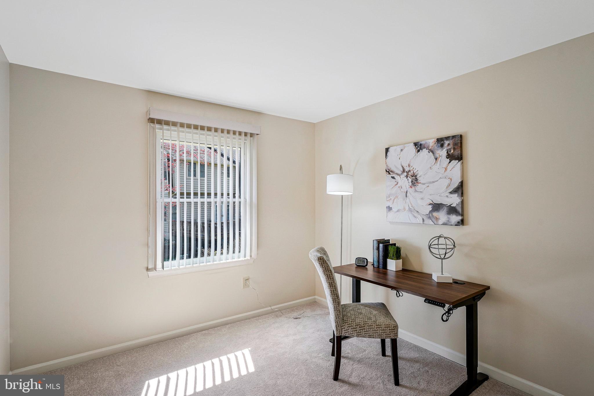 OAKTON GLEN - Residential