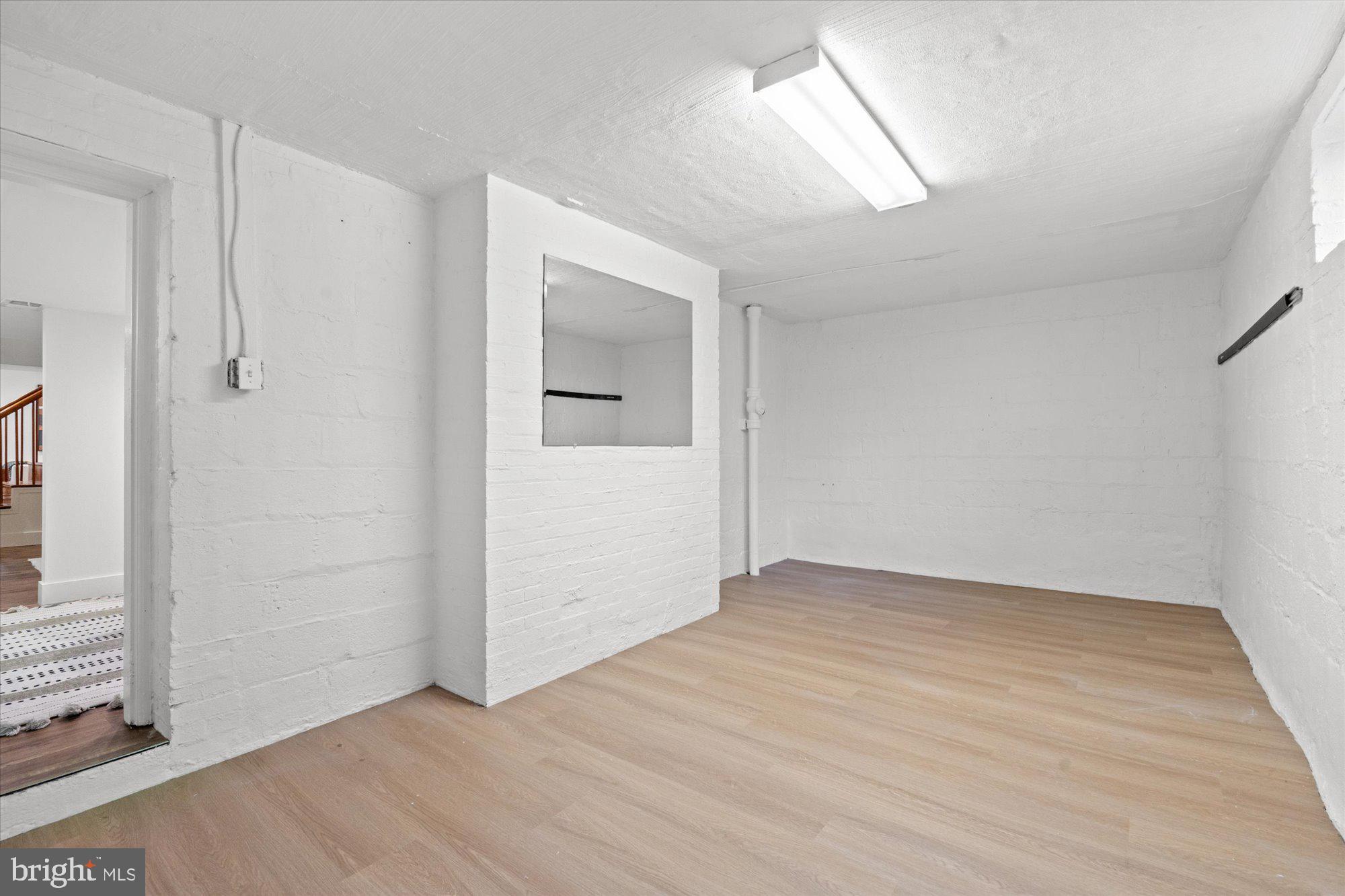 PINEHURST VILLAGE - Residential