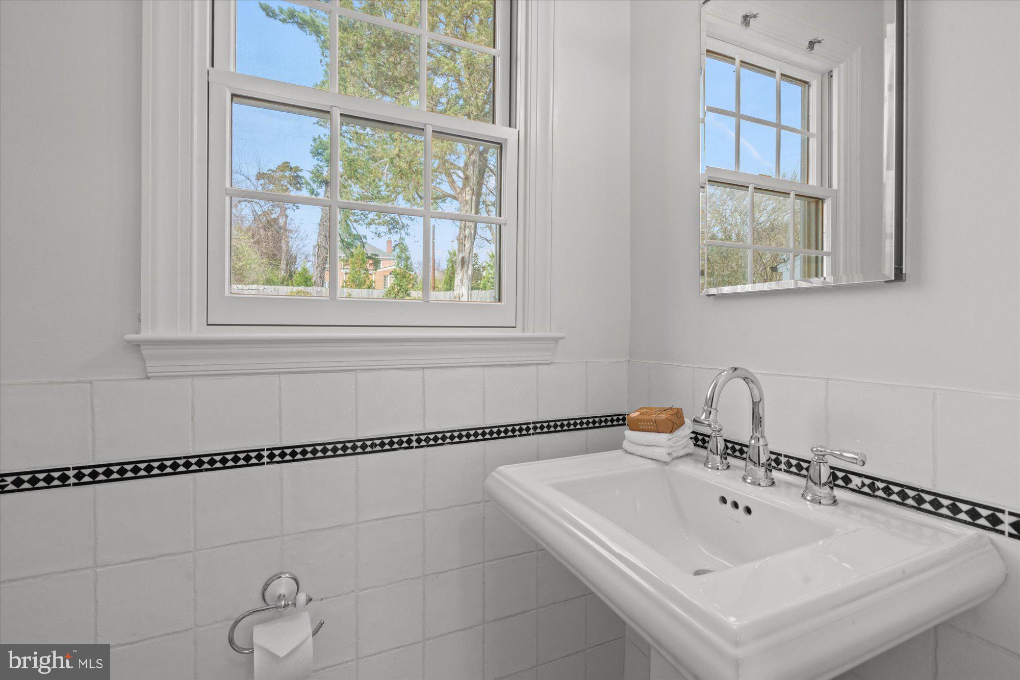 PINEHURST VILLAGE - Residential