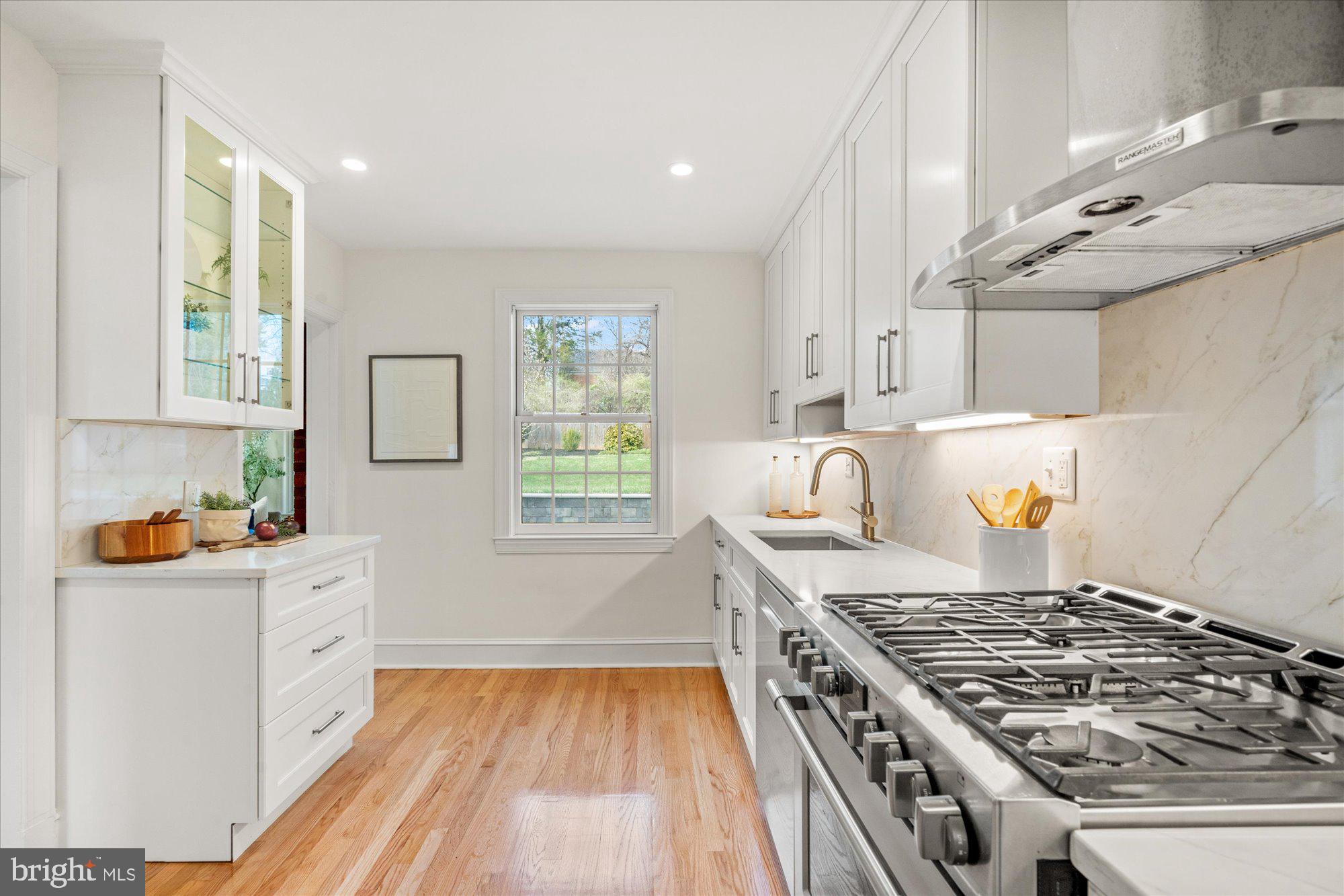 PINEHURST VILLAGE - Residential