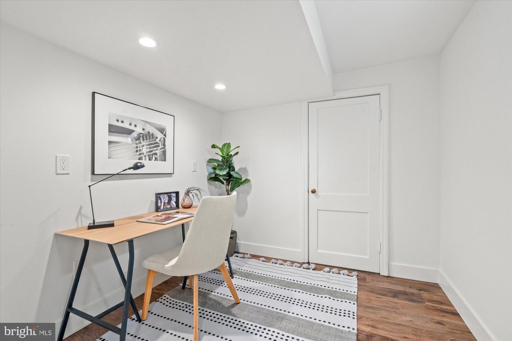 PINEHURST VILLAGE - Residential