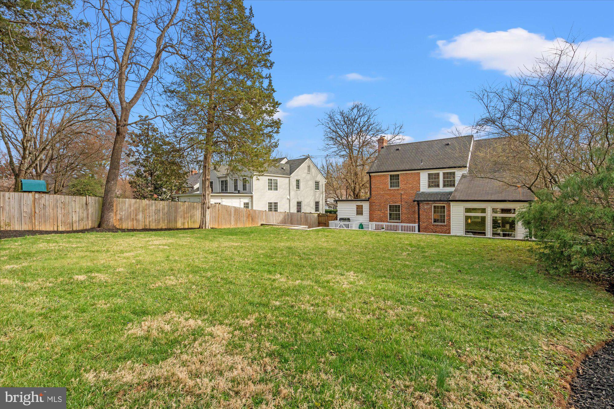 PINEHURST VILLAGE - Residential