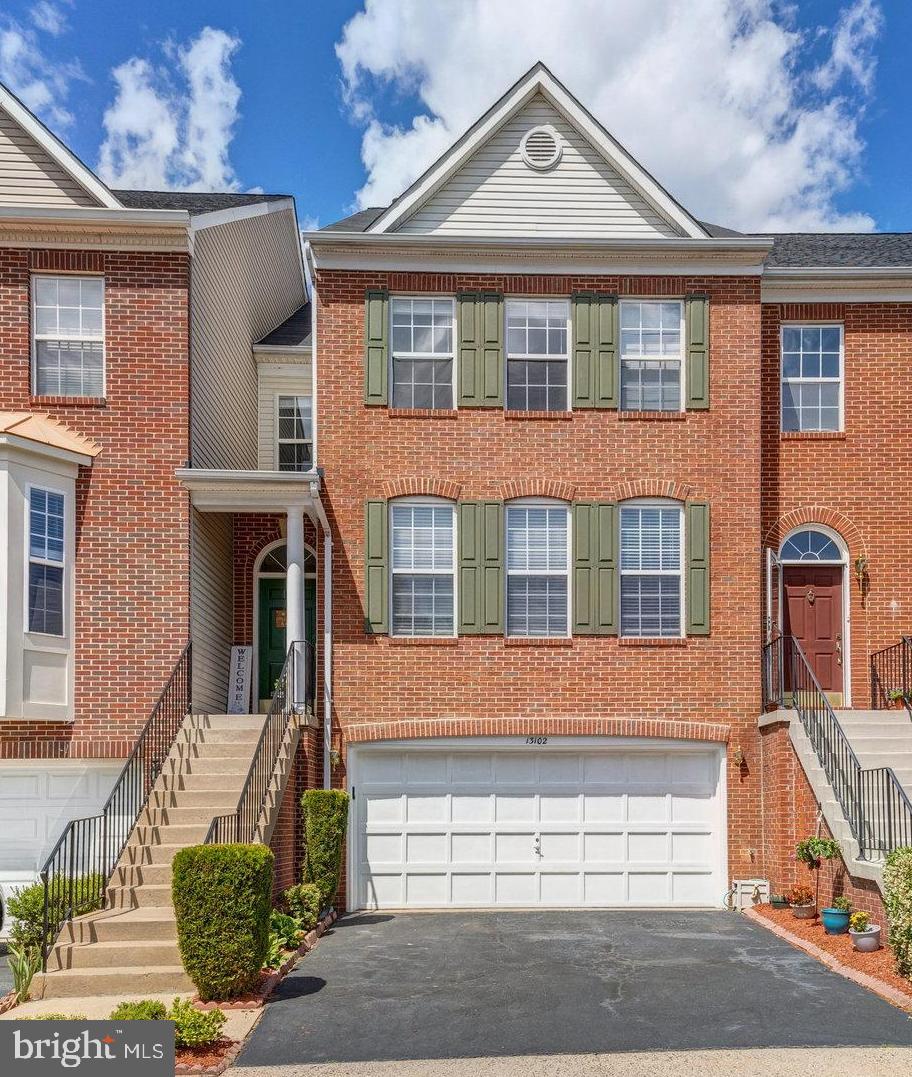 GREENS AT FAIR LAKES - Residential