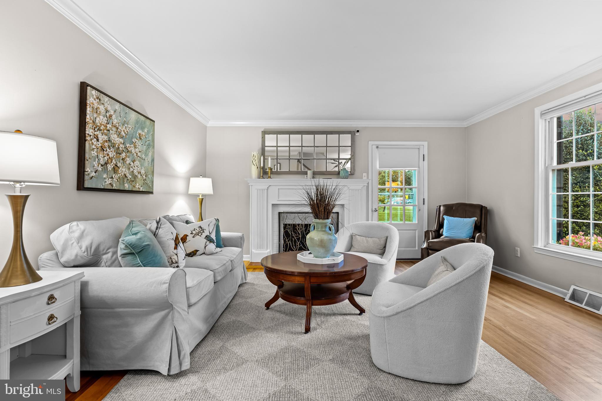 NORTHAMPTON - Residential