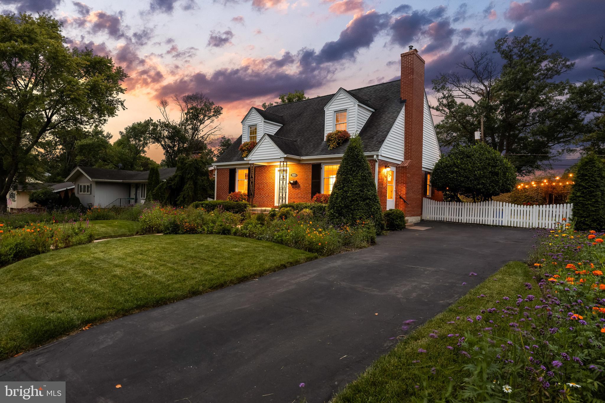 NORTHAMPTON - Residential