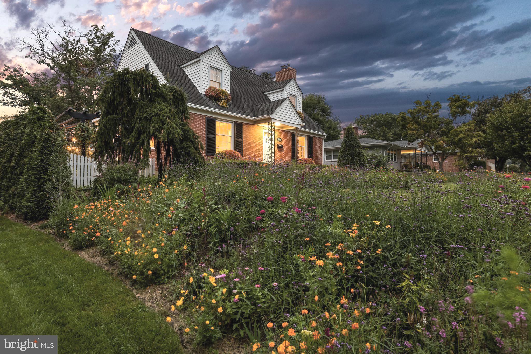 NORTHAMPTON - Residential