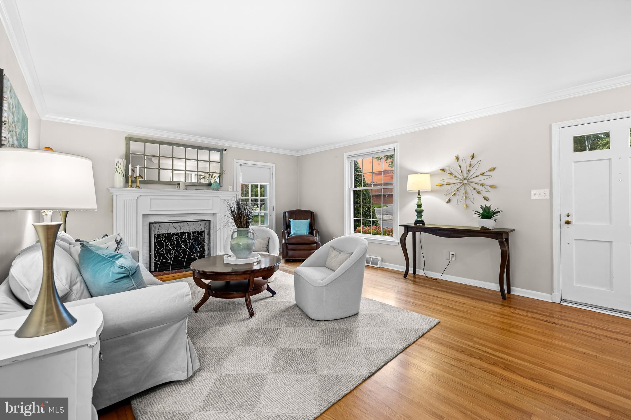 NORTHAMPTON - Residential