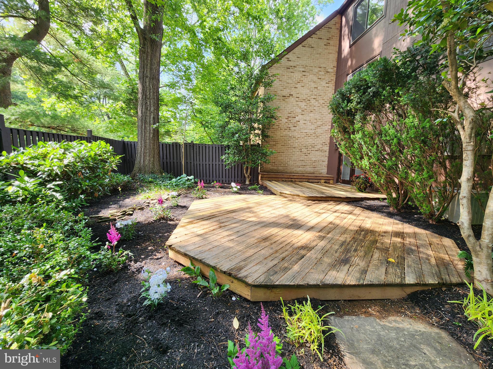 10909 KNIGHTS BRIDGE COURT