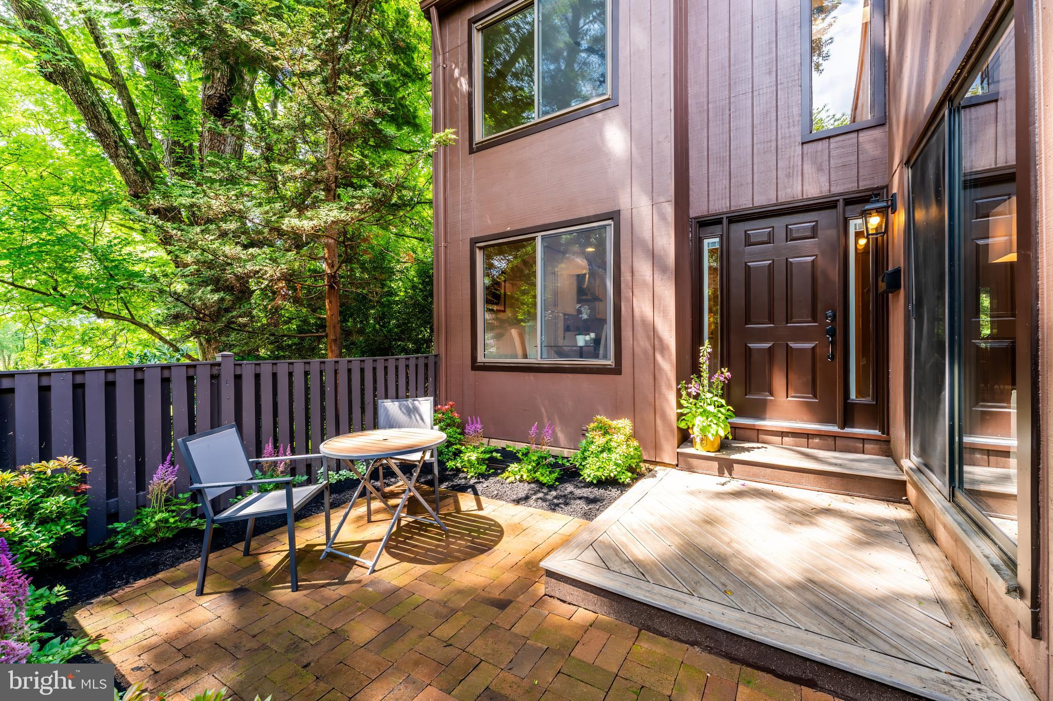 10909 KNIGHTS BRIDGE COURT