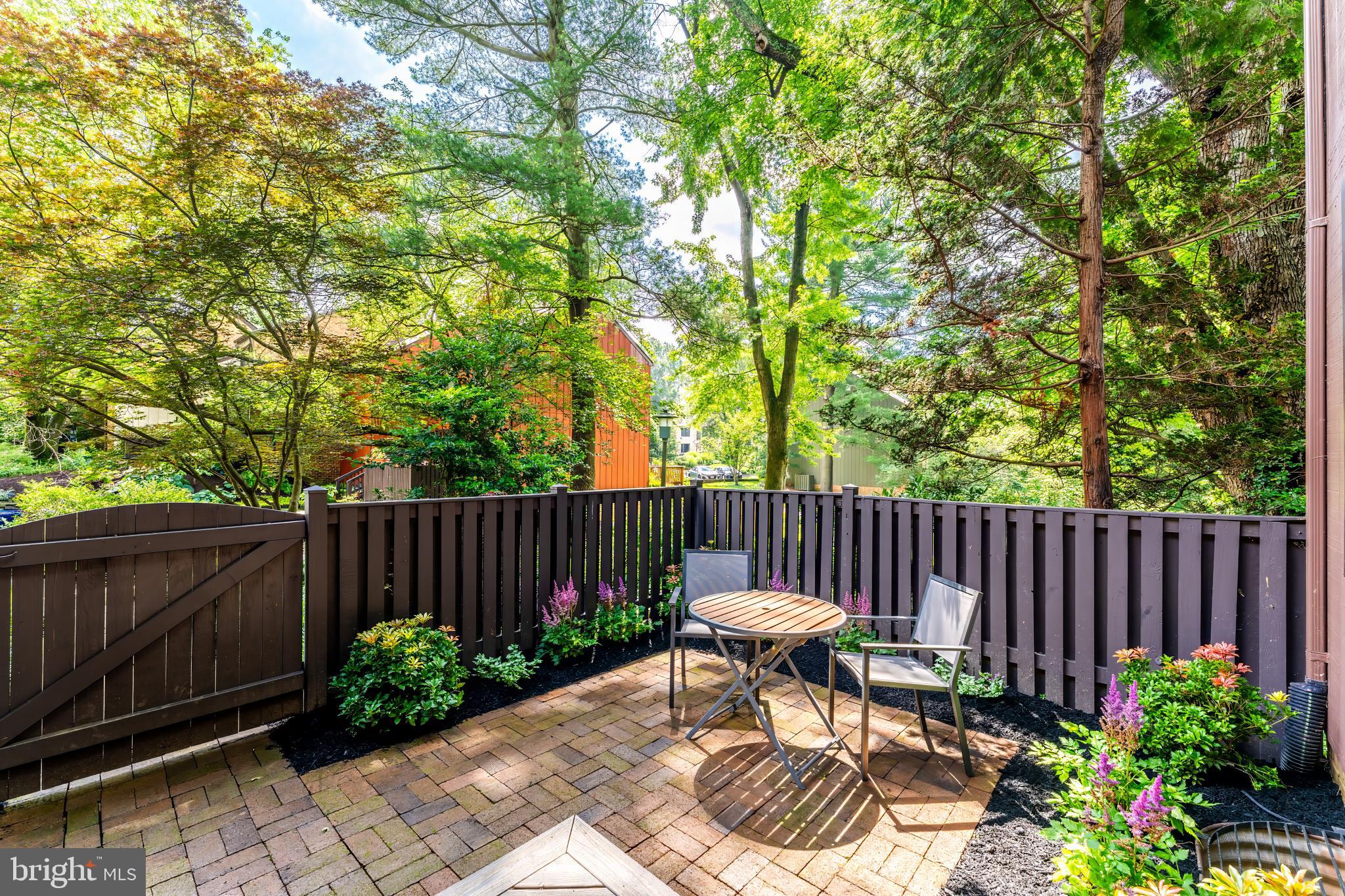 10909 KNIGHTS BRIDGE COURT