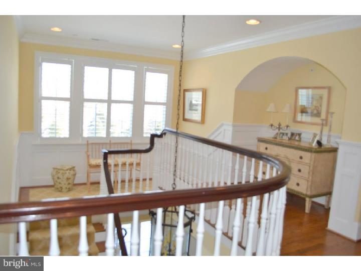 WHITE HORSE - Residential