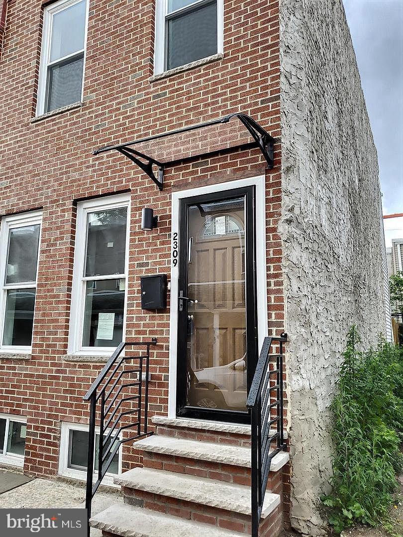 POINT BREEZE - Residential Lease