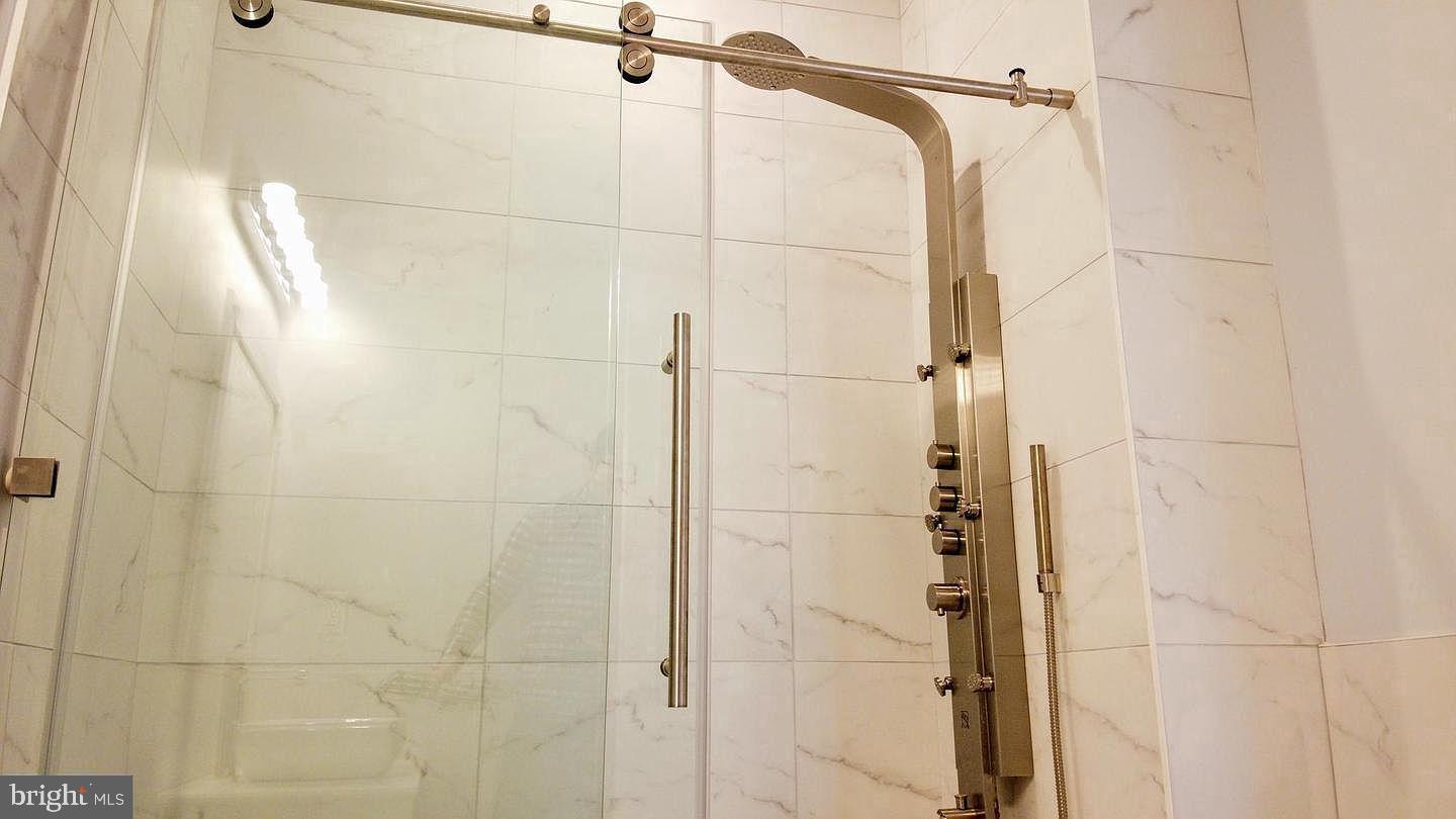 POINT BREEZE - Residential Lease