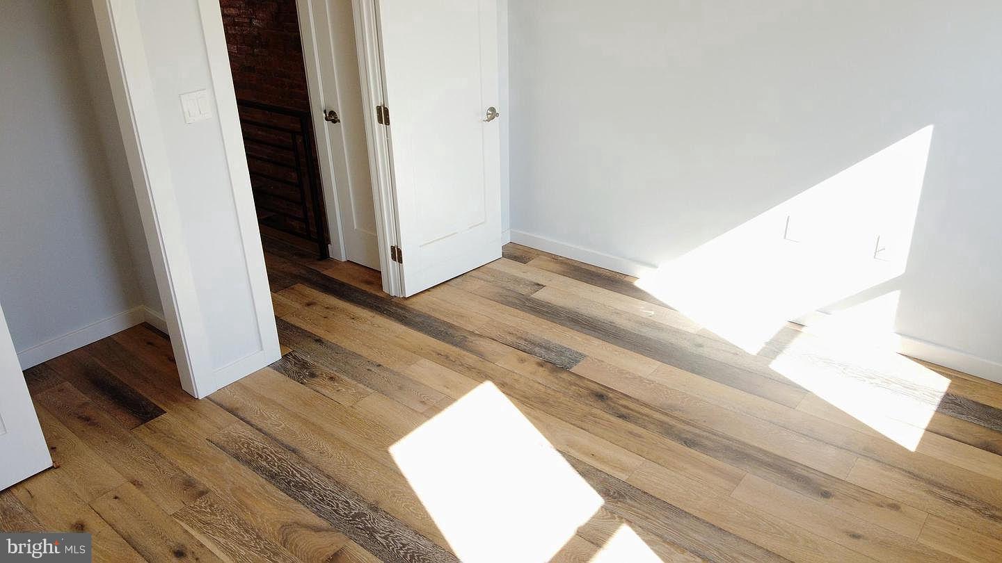 POINT BREEZE - Residential Lease